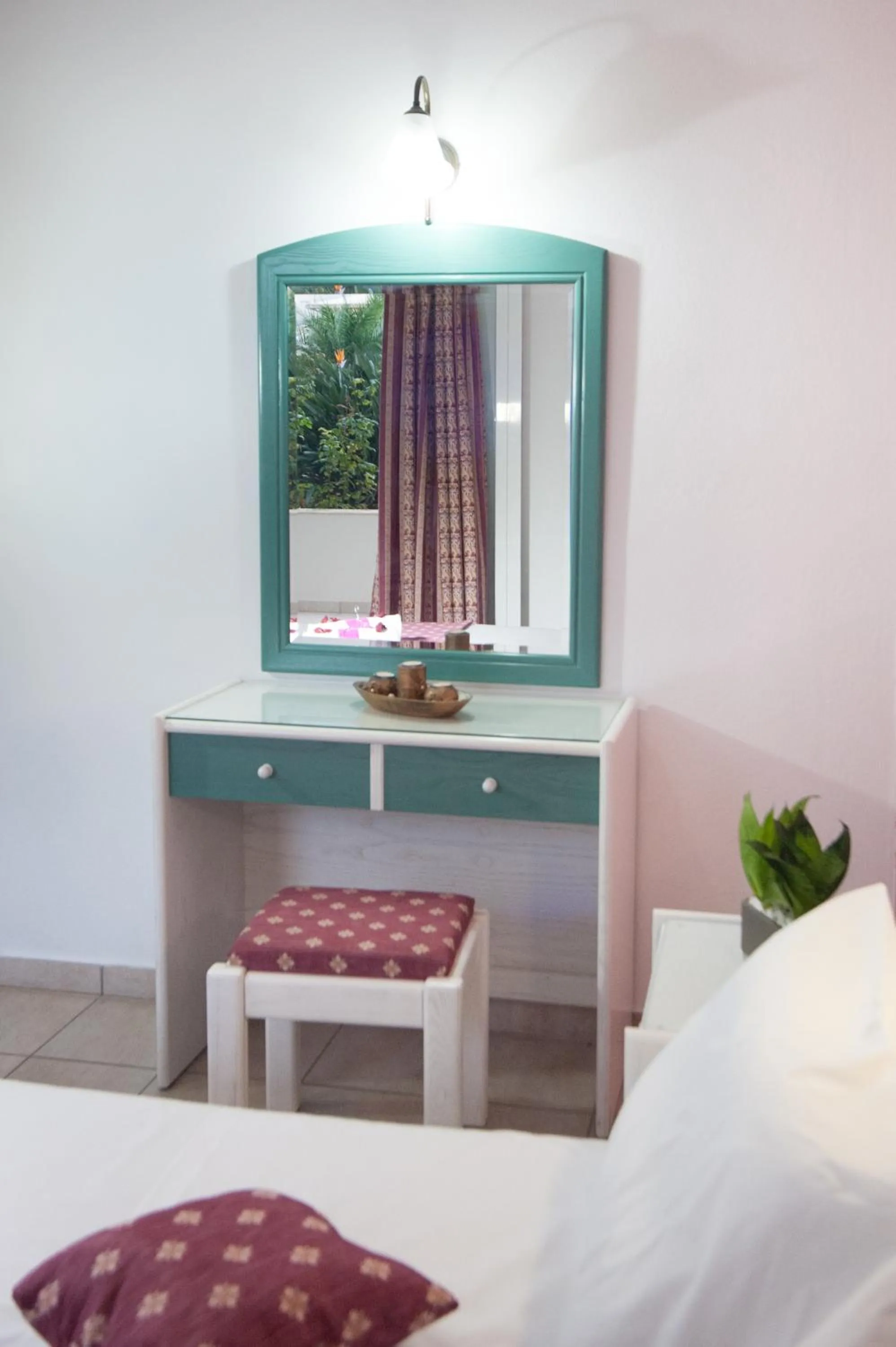 Decorative detail, Bed in Theoni Apartments