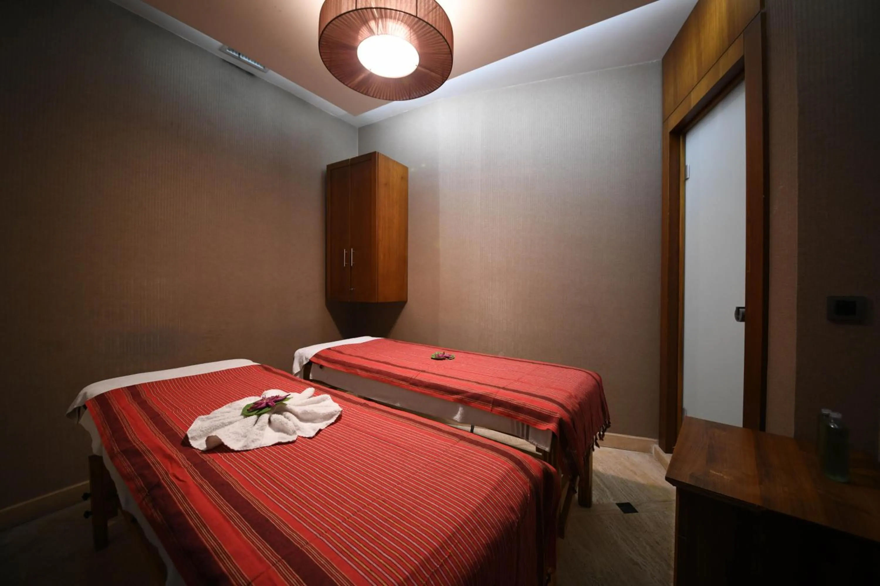 Massage, Bed in Grand Star Hotel Bosphorus & Spa