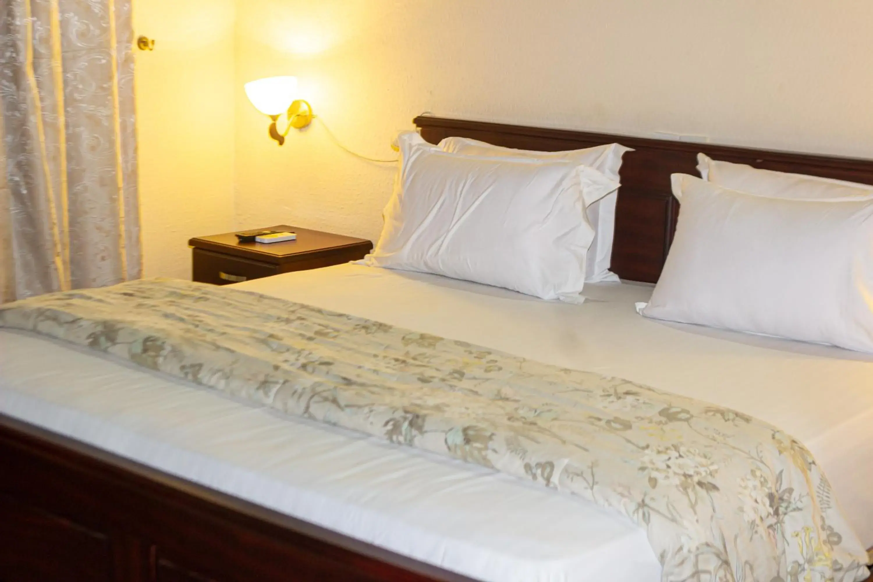 Deluxe King Room in Lou Ralph Hotel Deluxe King Room in Lou Ralph Hotel