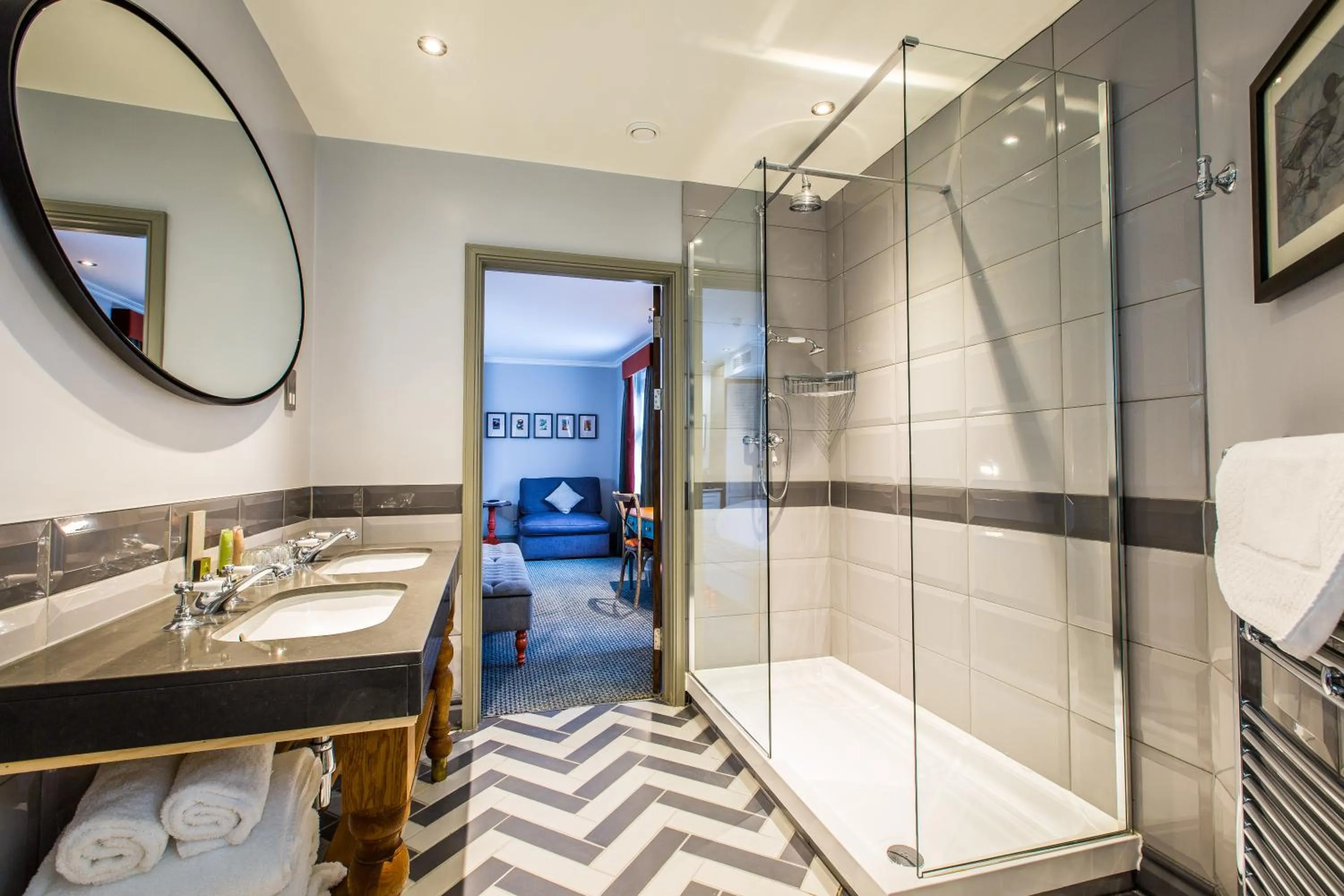 Bathroom in Orange Tree