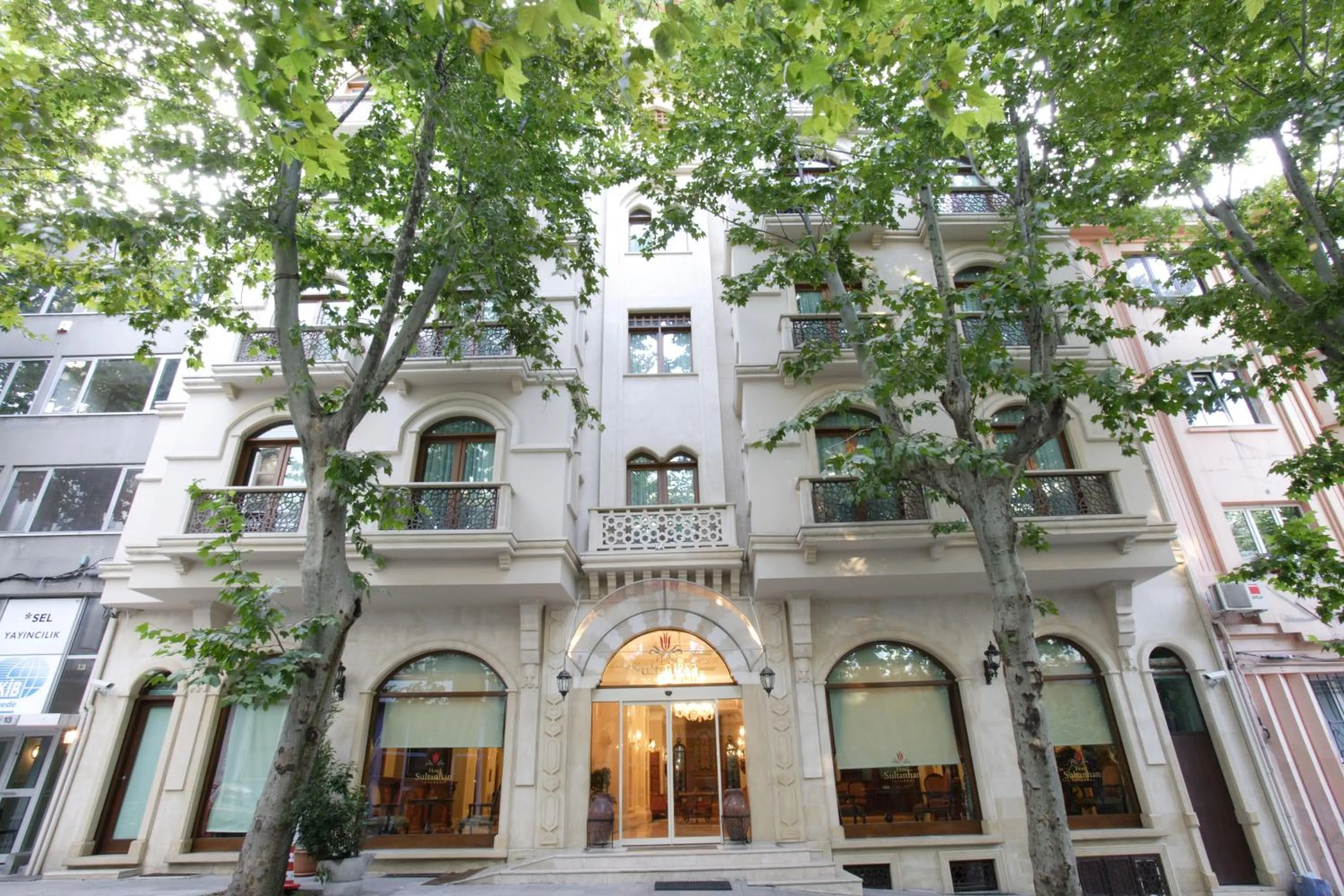 Facade/entrance in Hotel Sultanhan - Special Category