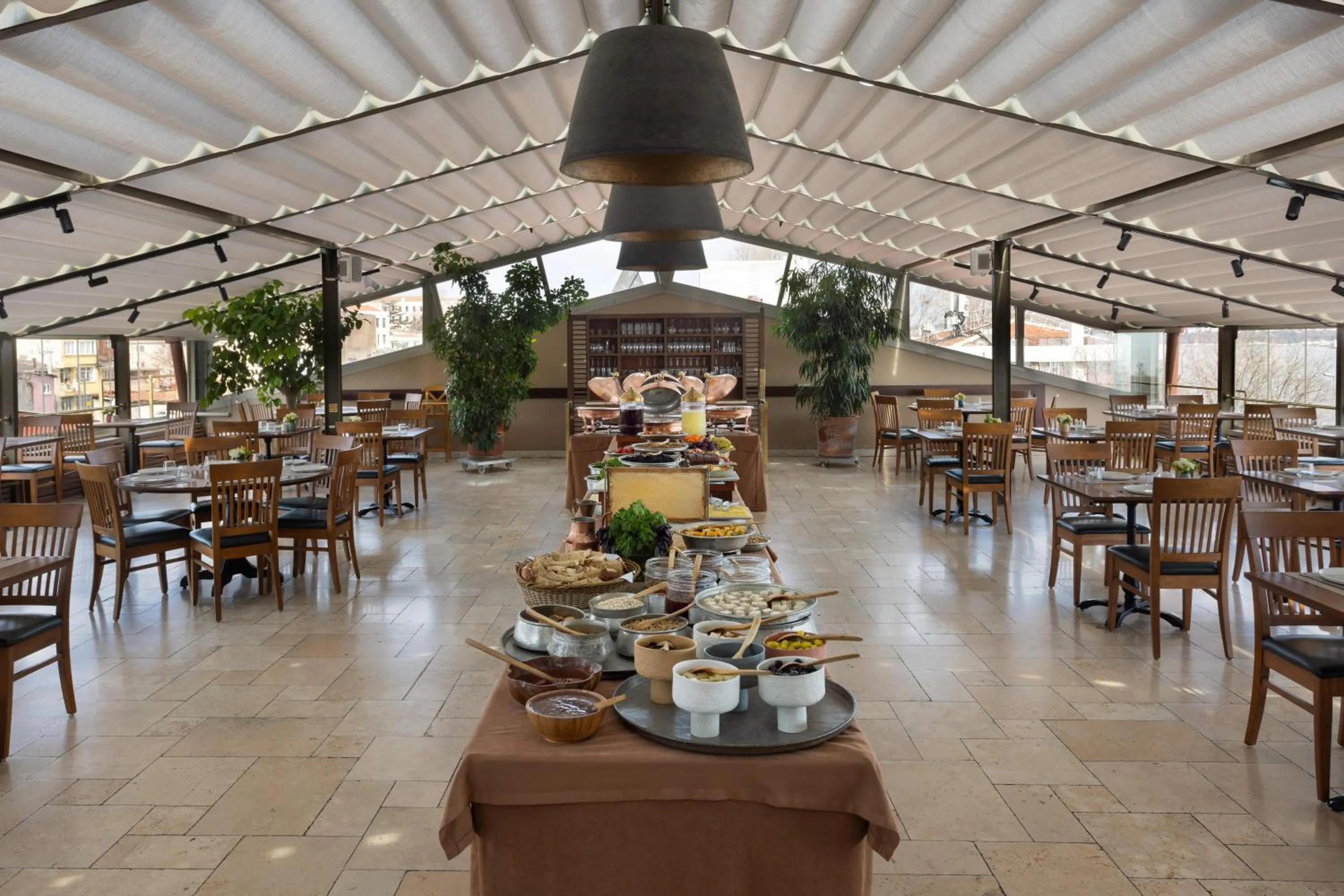 Restaurant/places to eat in Armada Istanbul Old City Hotel