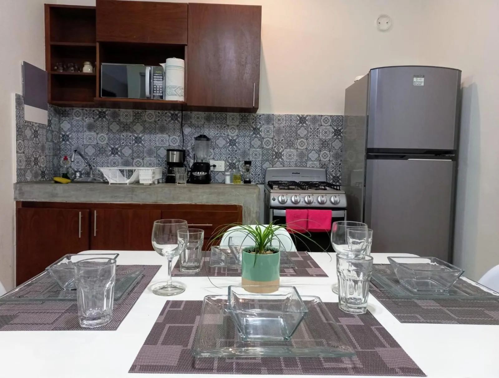 Dining area in Cozy and spacious apartment by Tulum 10