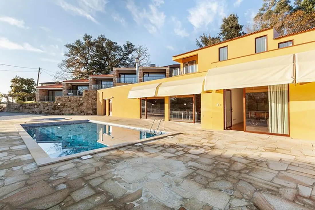 Swimming pool in Varandas de S. Jorge - Apartments