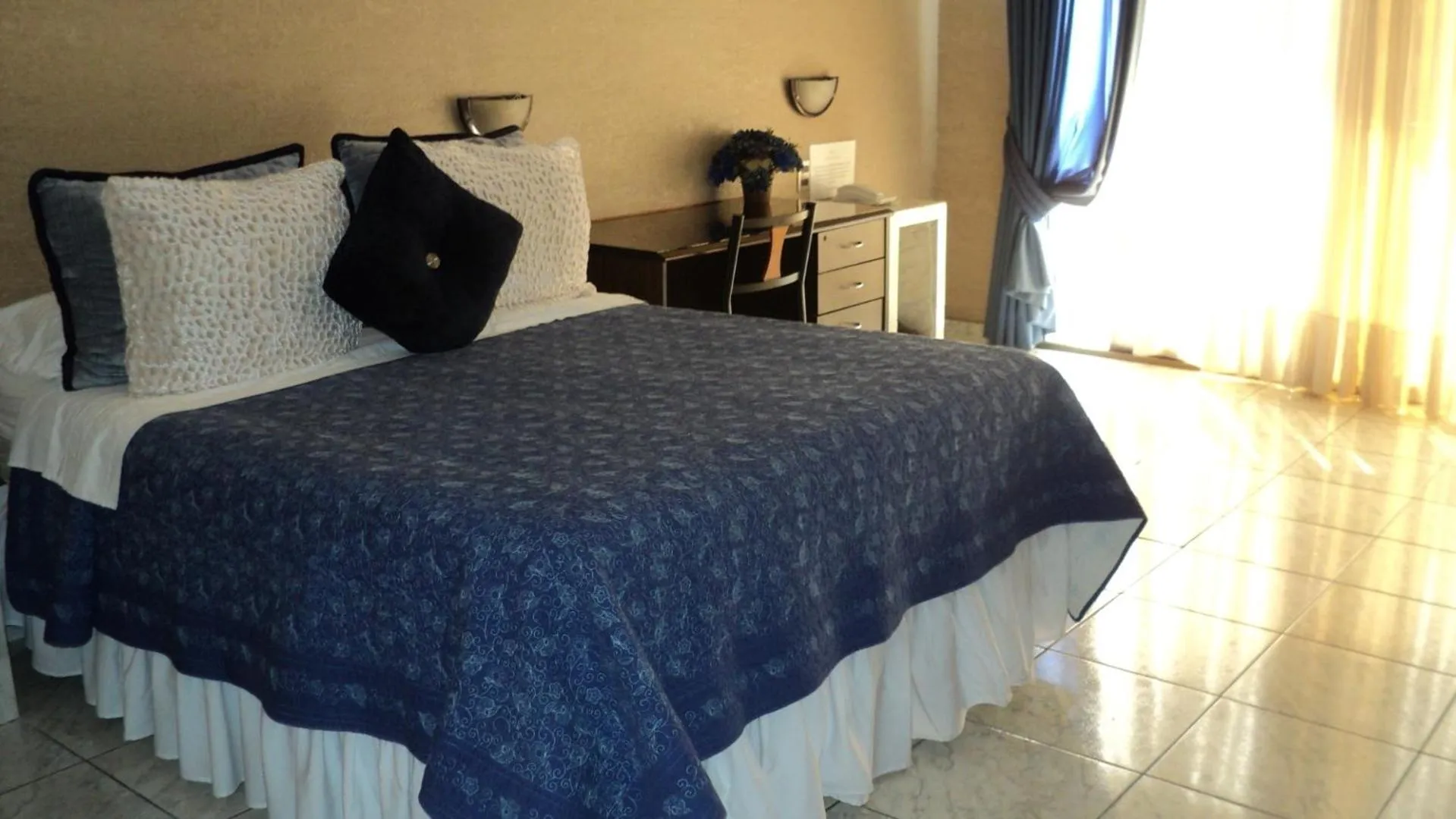 Bedroom, Bed in Hotel Costa Pacifico