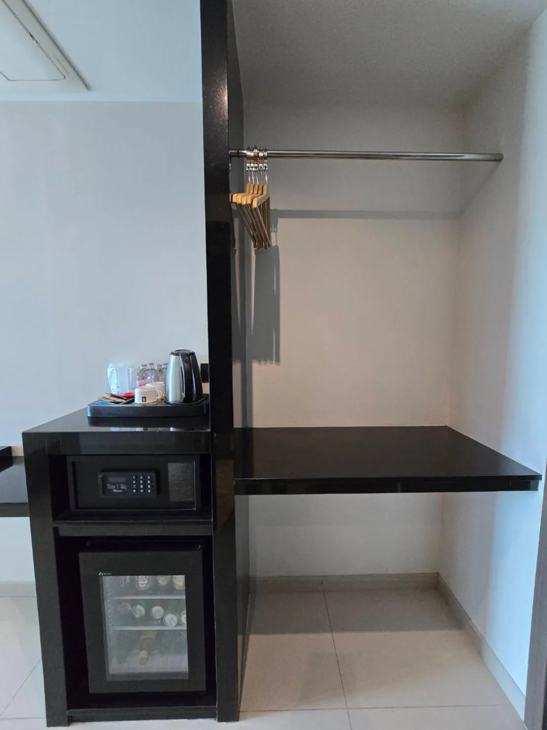 storage in THE TJ HOTEL Pattaya