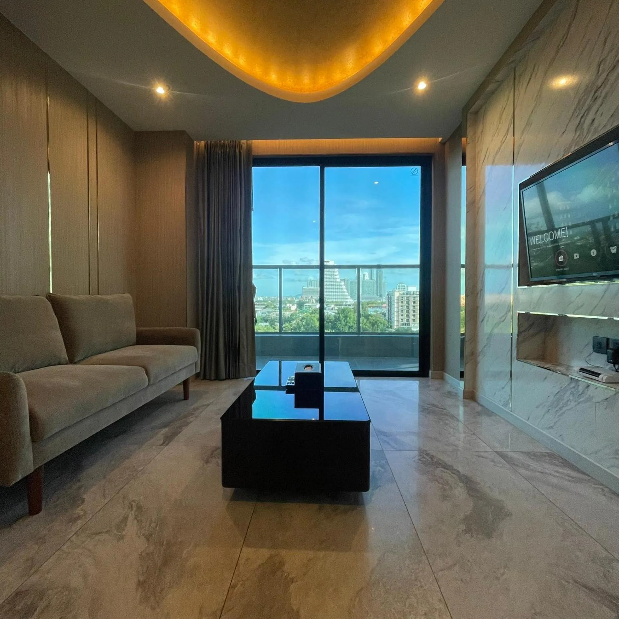 TV and multimedia in THE TJ HOTEL Pattaya