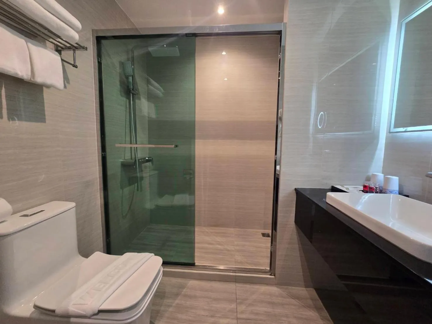 Bathroom in THE TJ HOTEL Pattaya