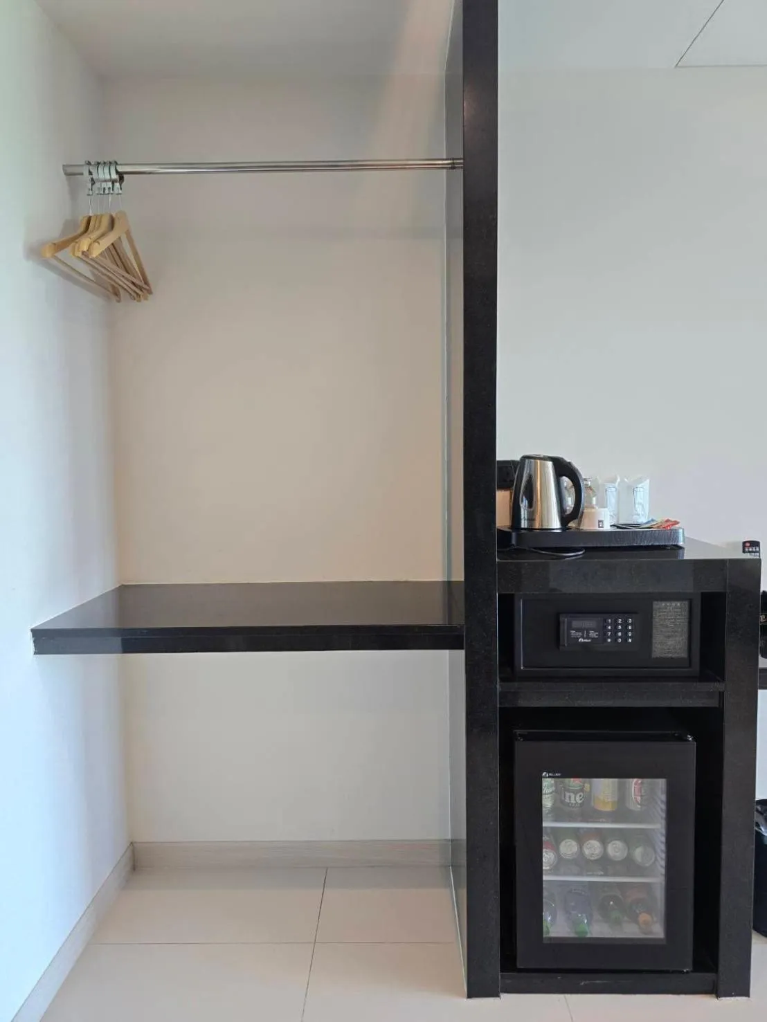 storage in THE TJ HOTEL Pattaya