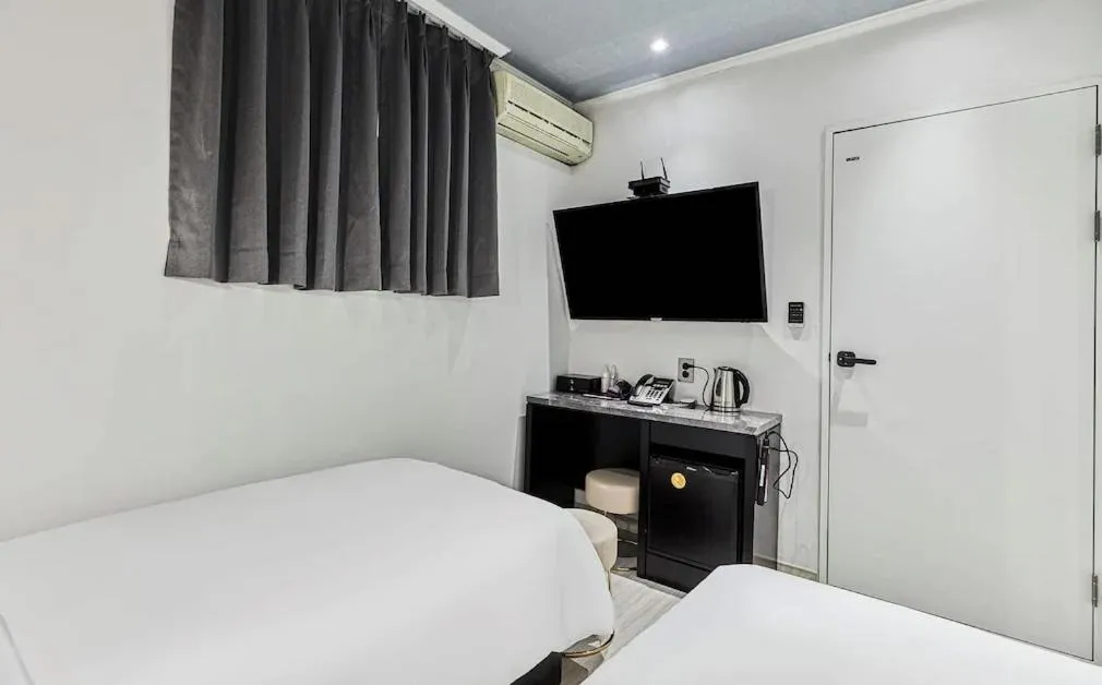 Bed in Hotel WO Yongsan Station