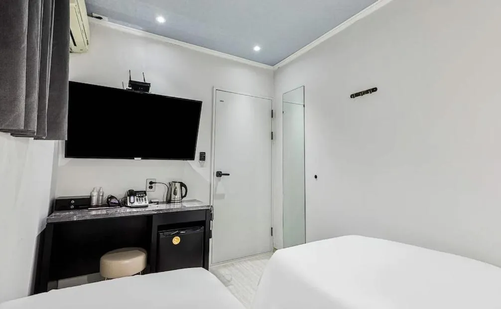 Bed in Hotel WO Yongsan Station