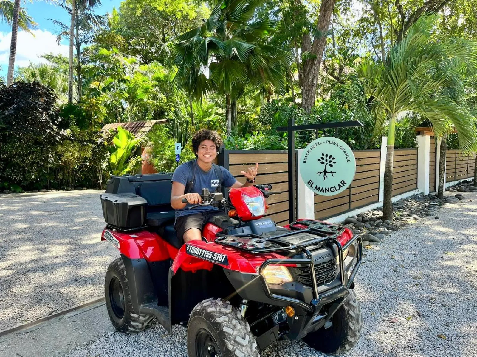 Guests in Hotel El Manglar y Cantarana