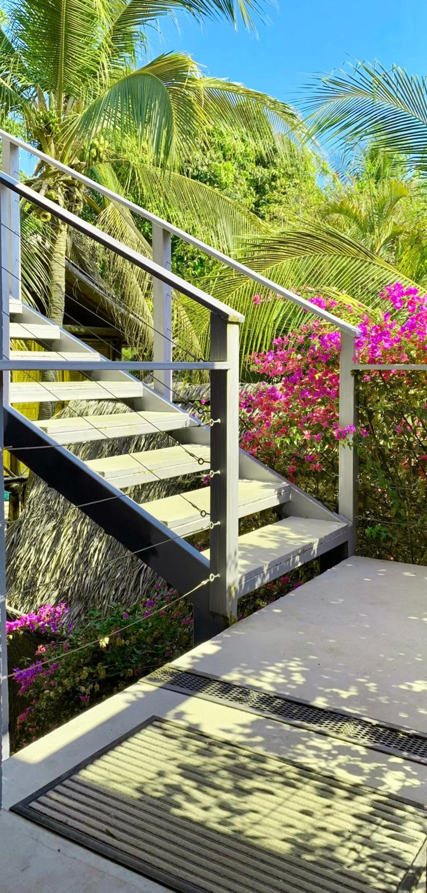 Property building in Hotel El Manglar y Cantarana