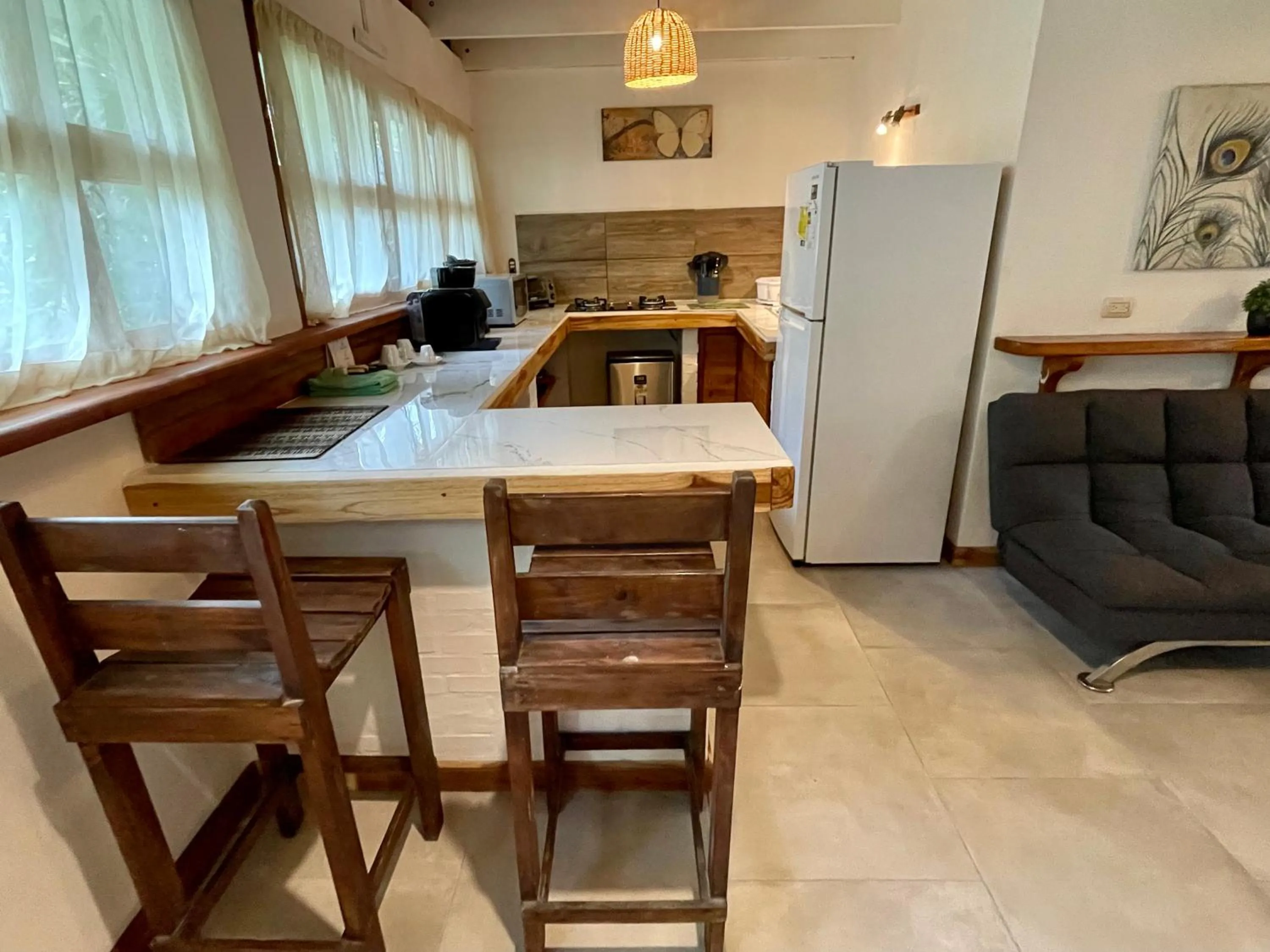 Kitchen or kitchenette in Hotel El Manglar y Cantarana