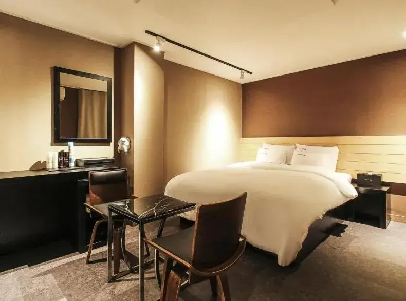 Deluxe Double Room in Gangnam Blanc Deluxe Double Room in Gangnam Blanc