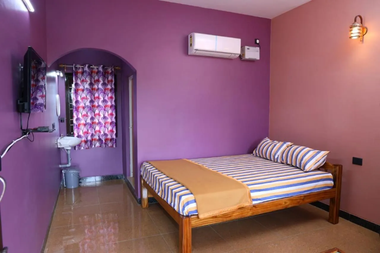 Bedroom, Bed in Paradise Forest Resort