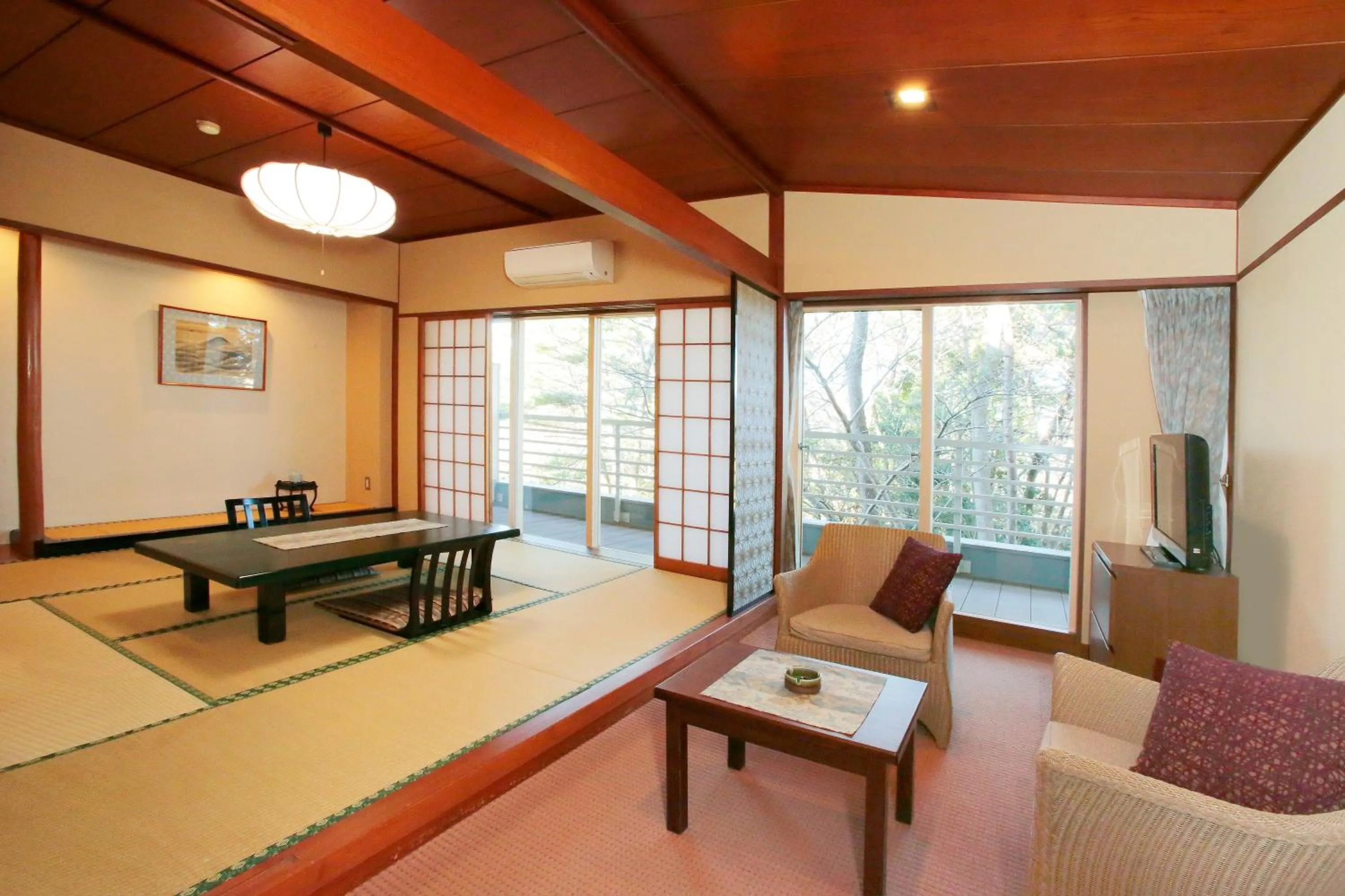 Photo of the whole room in Itsuura Kanko Hotel