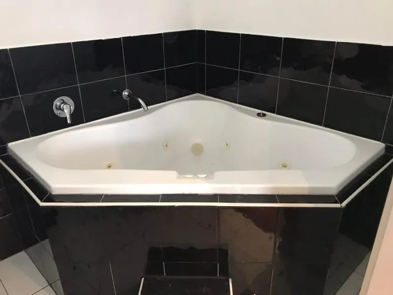 Beaconsfield Lodge Motel