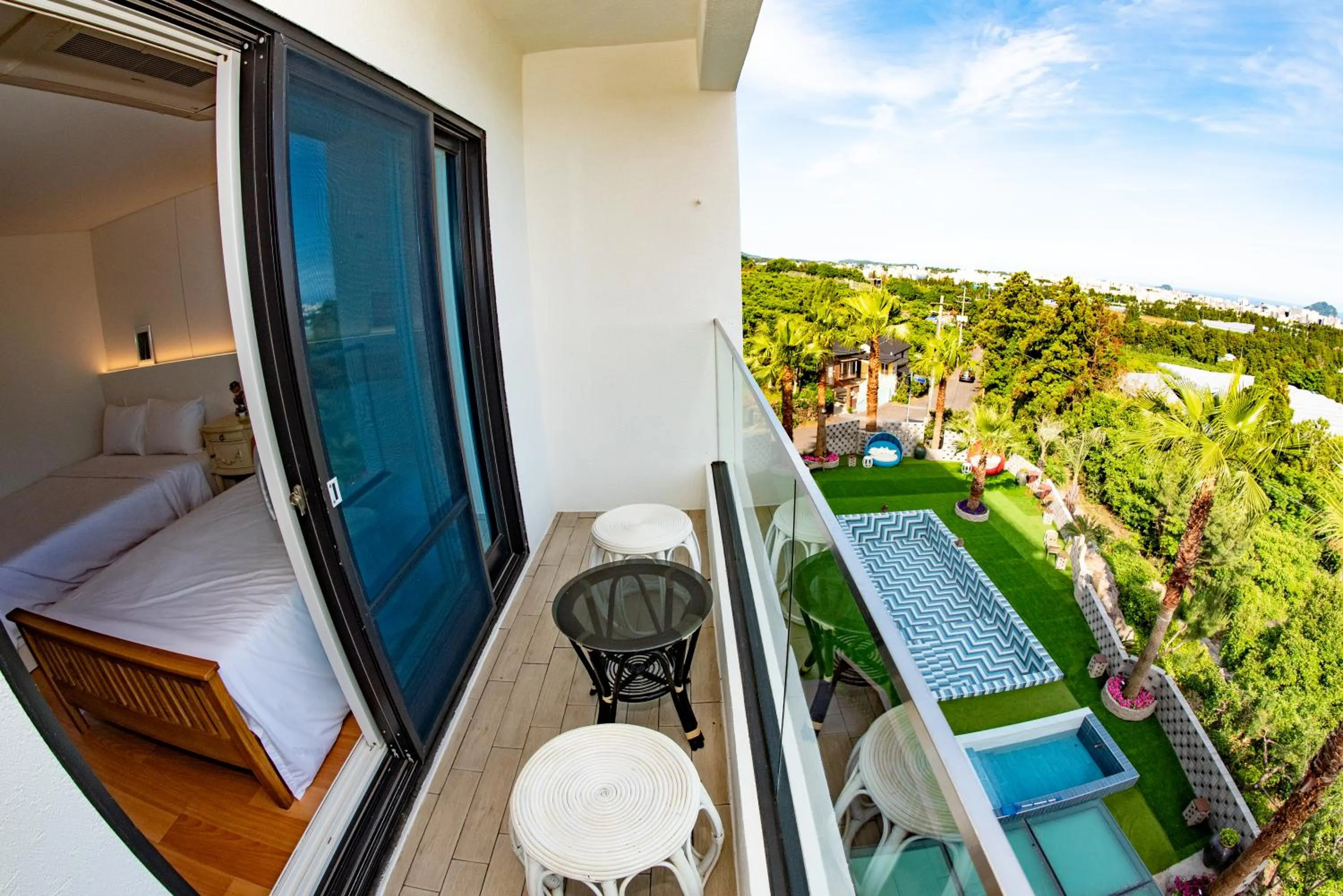 Jeju BunkerHotel&Resort