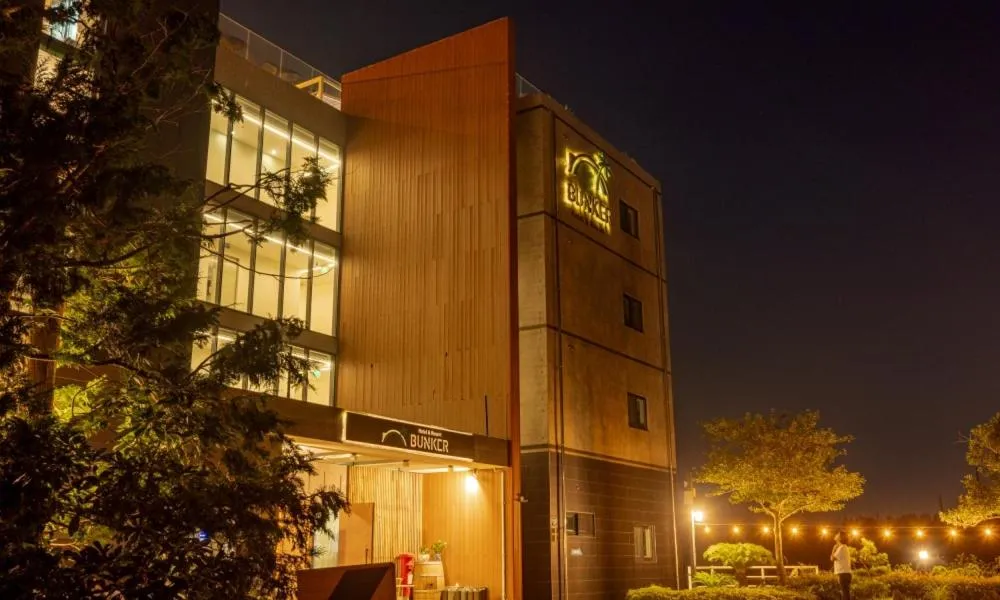 Jeju BunkerHotel&Resort