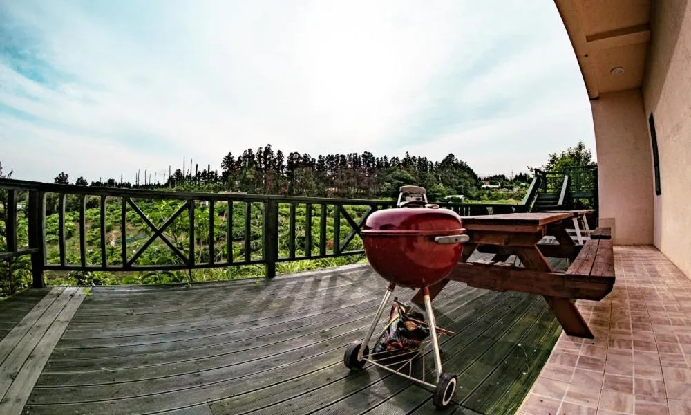 Jeju BunkerHotel&Resort