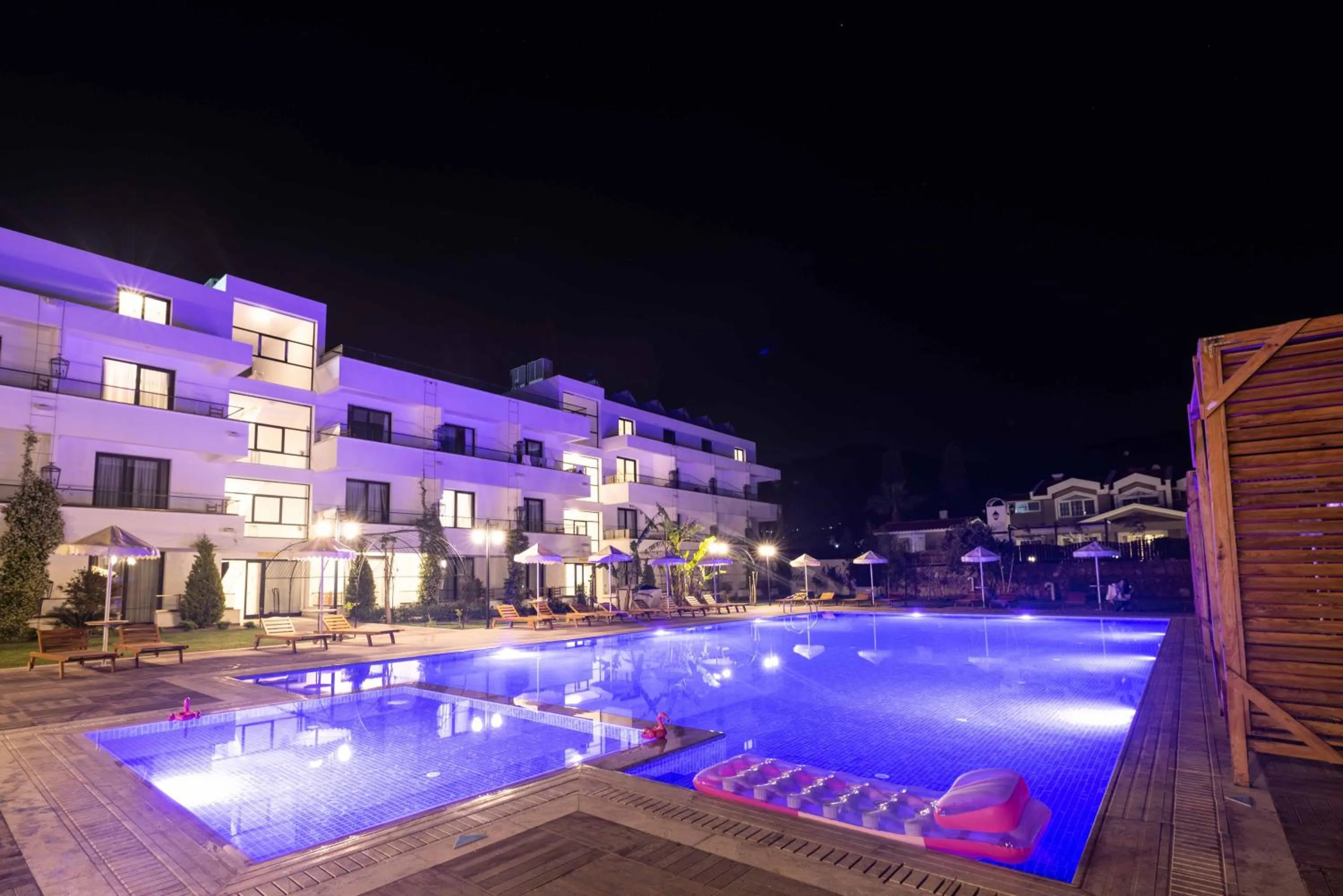 Property building in Palmonte Suites Hotel & SPA