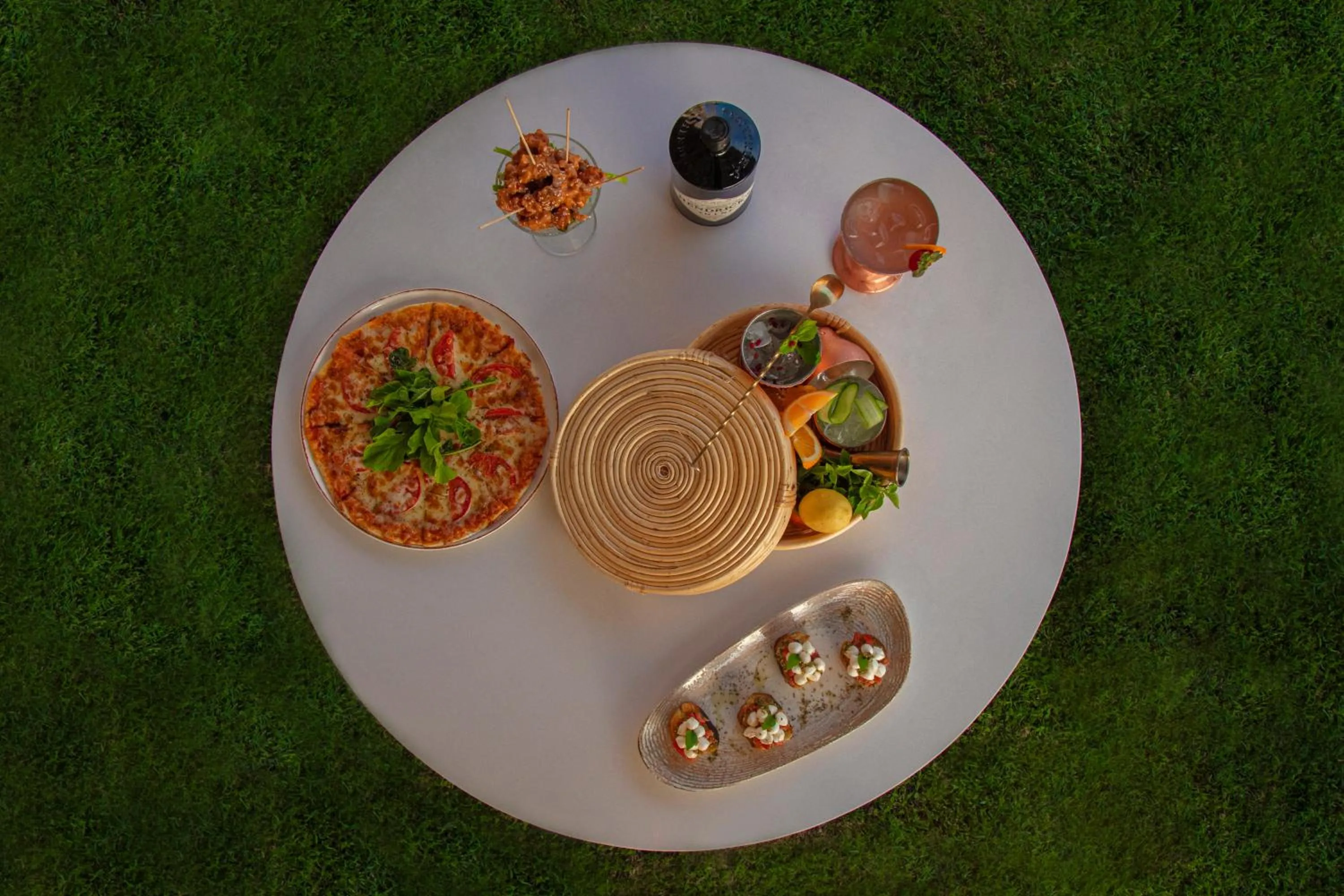 Food and drinks in Palmonte Suites Hotel & SPA