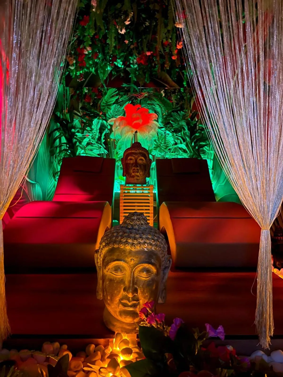 Massage in Palmonte Suites Hotel & SPA