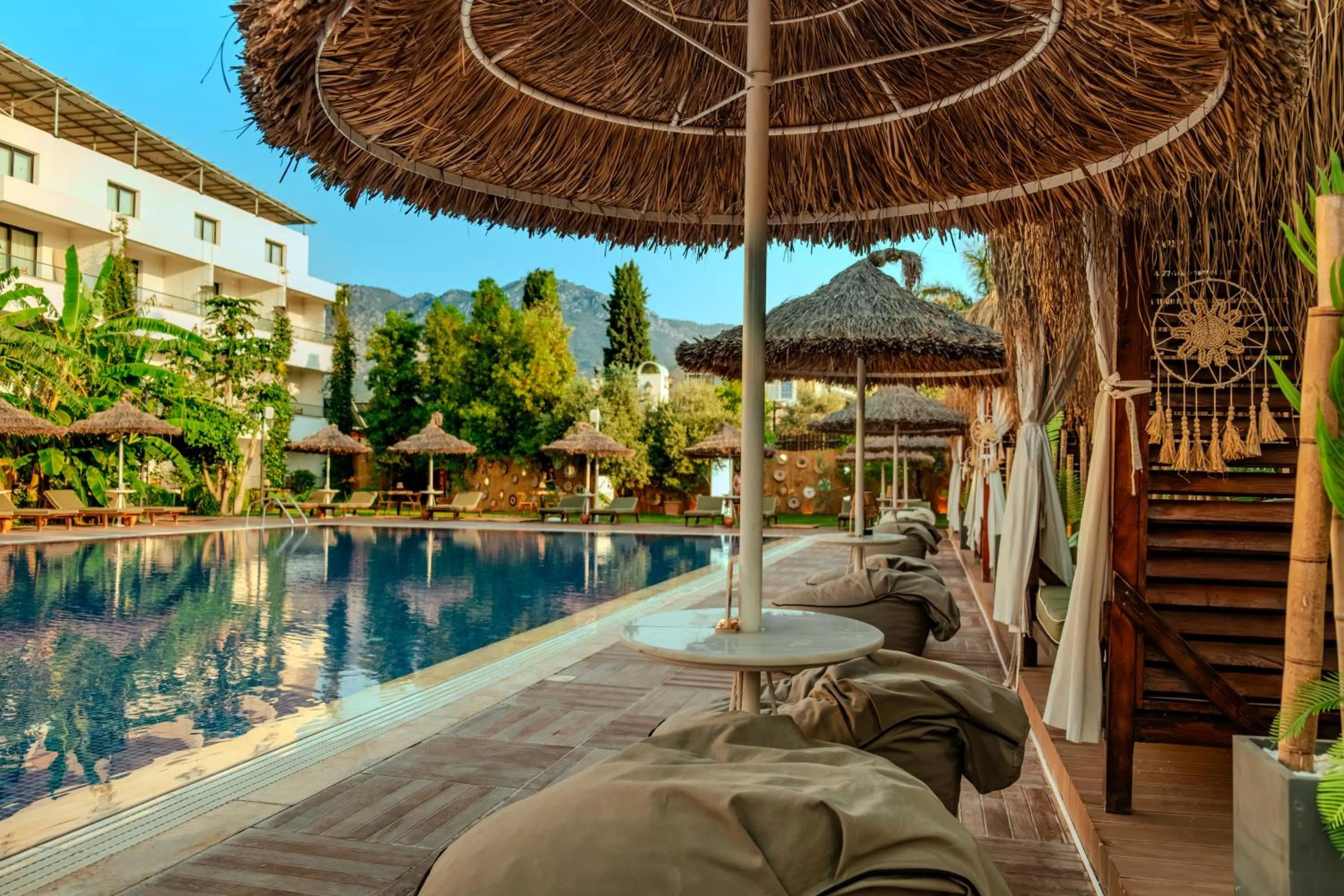 Property building in Palmonte Suites Hotel & SPA