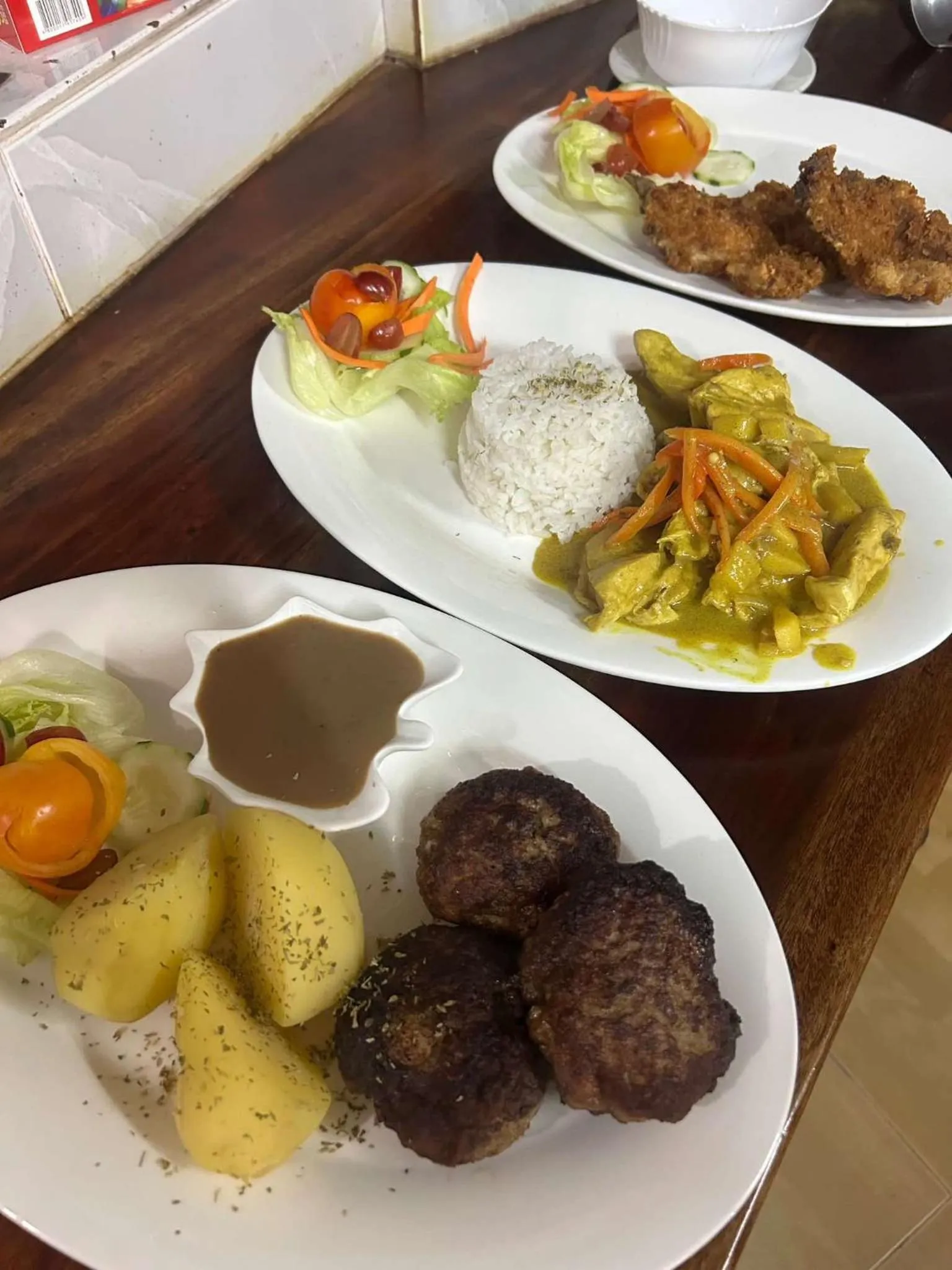 Ice Bear Bar & Tourist Inn