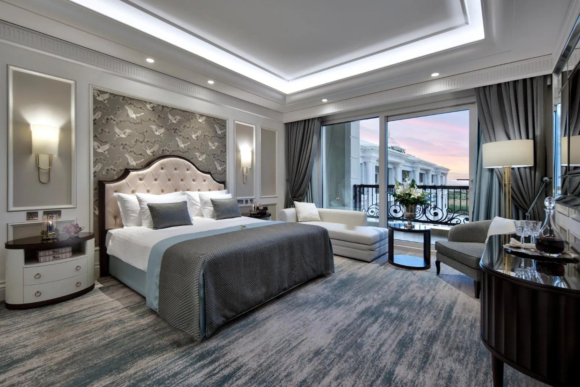 Bed in Merit Royal Diamond Hotel & SPA