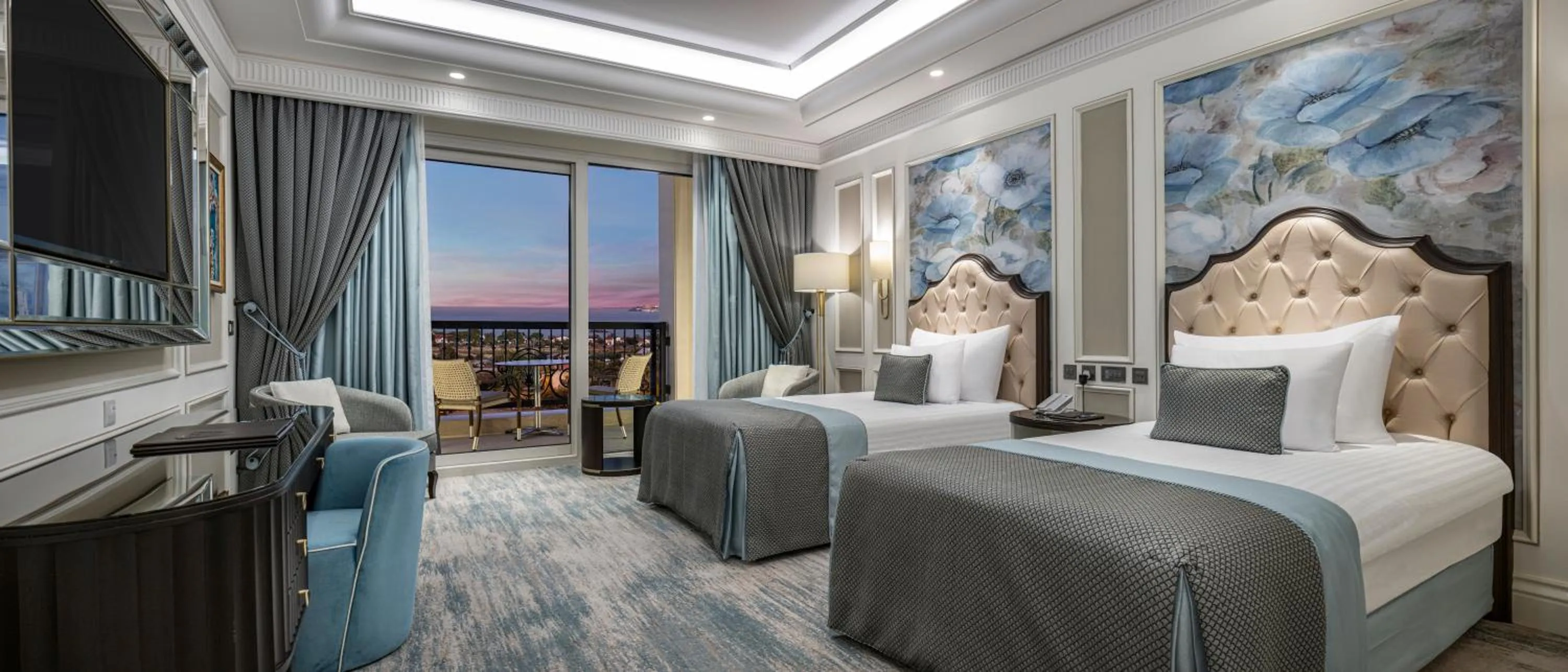 Photo of the whole room, Bed in Merit Royal Diamond Hotel & SPA