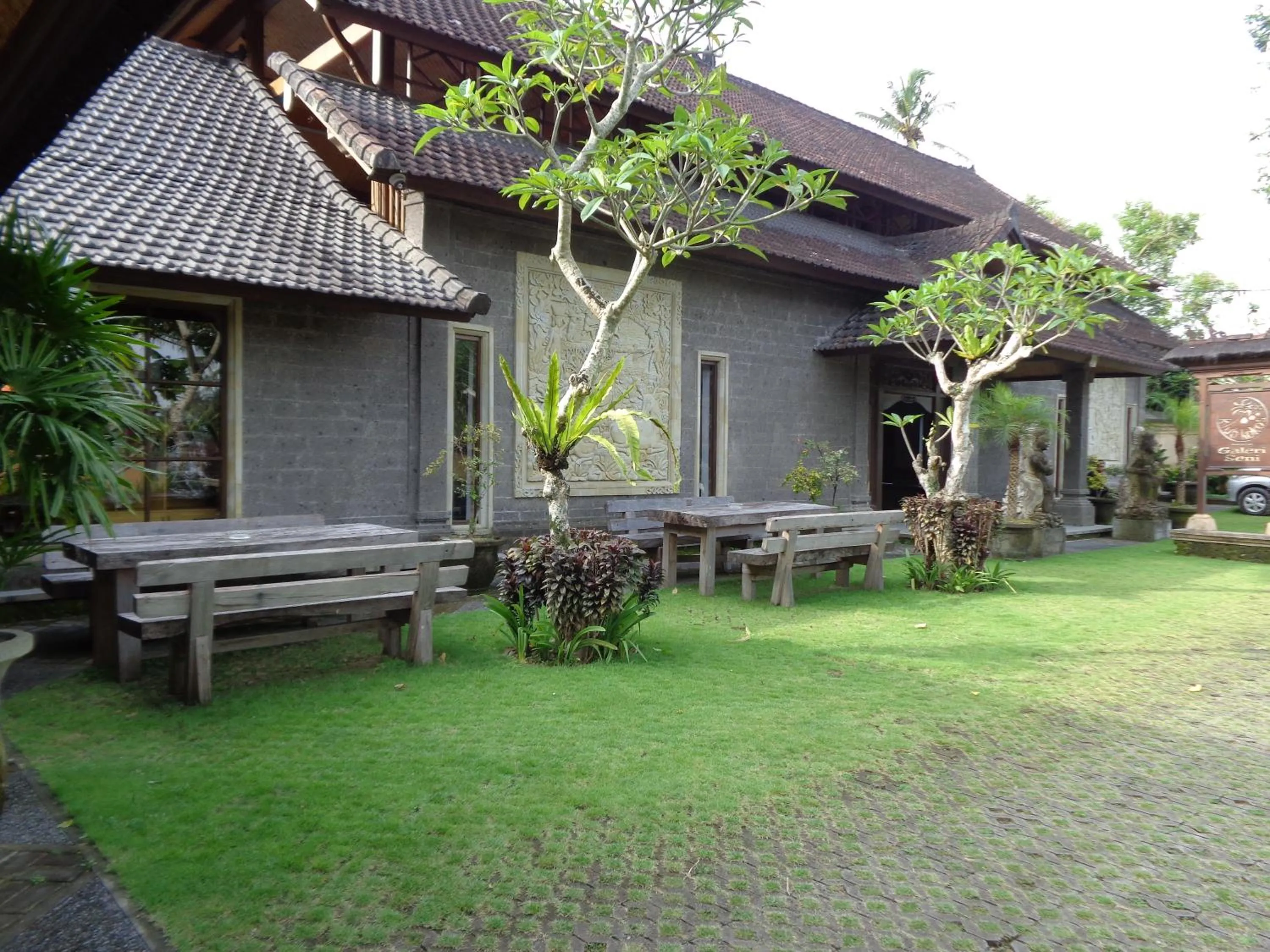Facade/entrance in Klub Kokos Bungalows