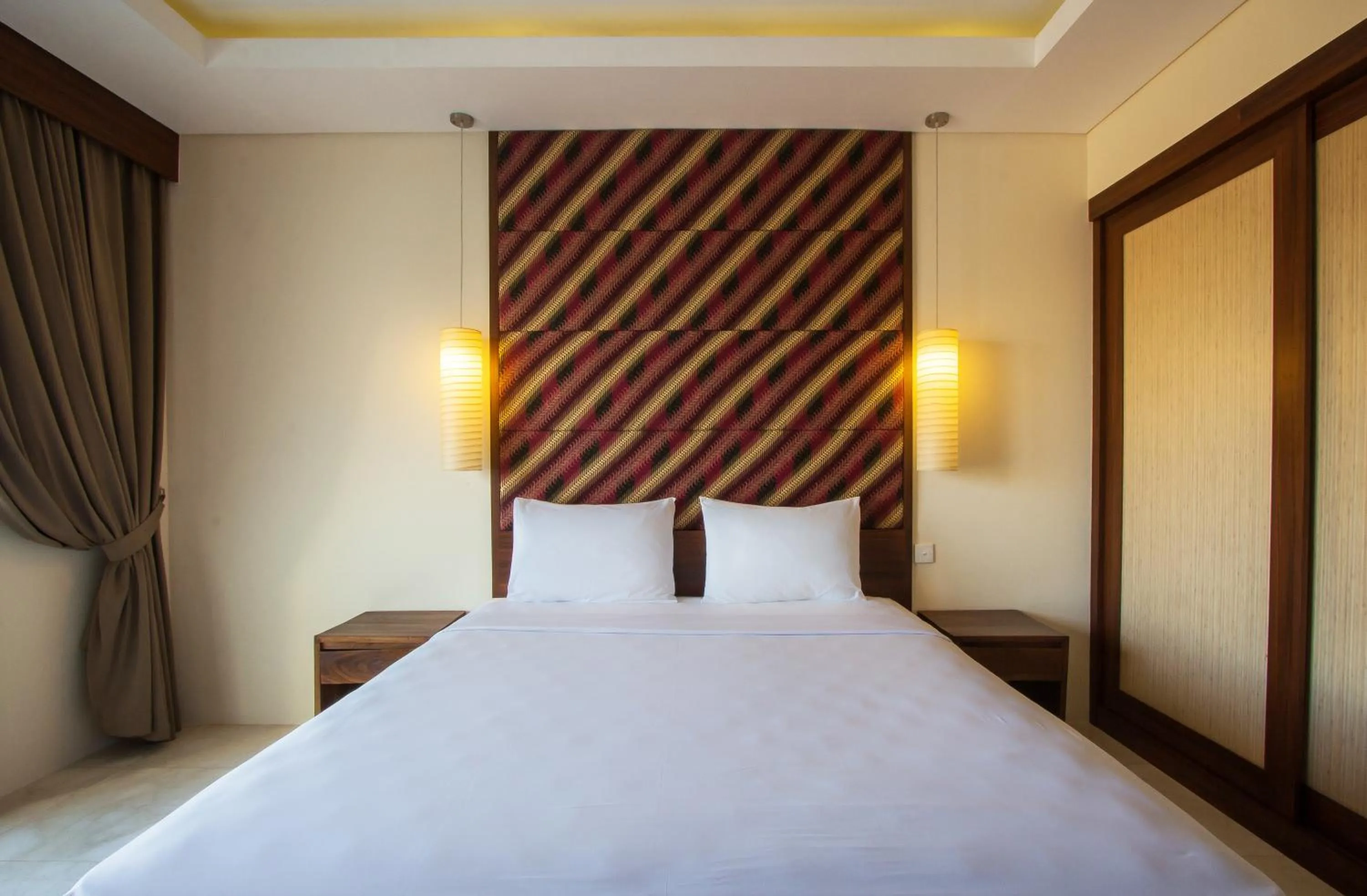 Photo of the whole room, Bed in M Suite Bali