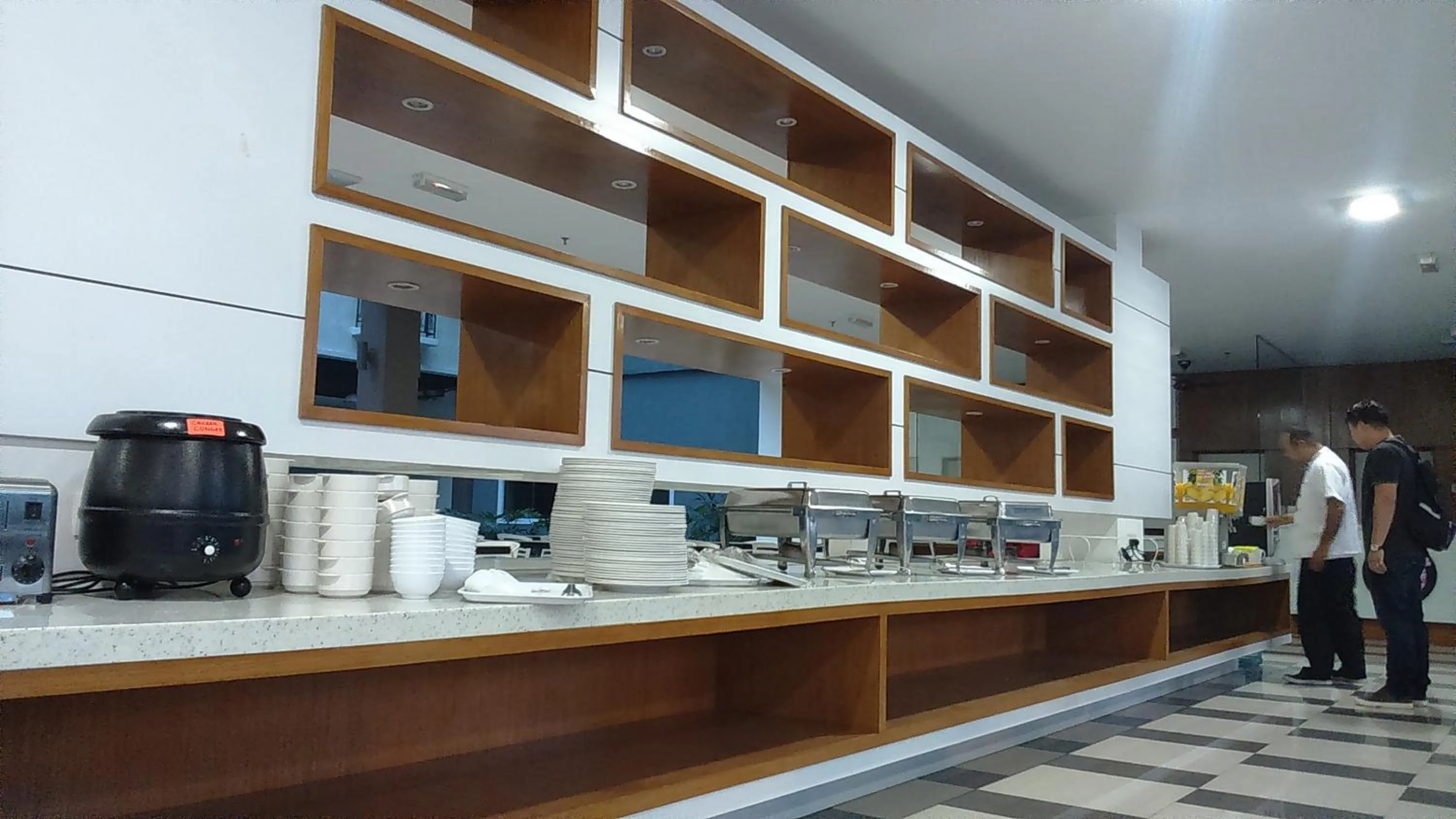 Restaurant/places to eat in Temasek Hotel