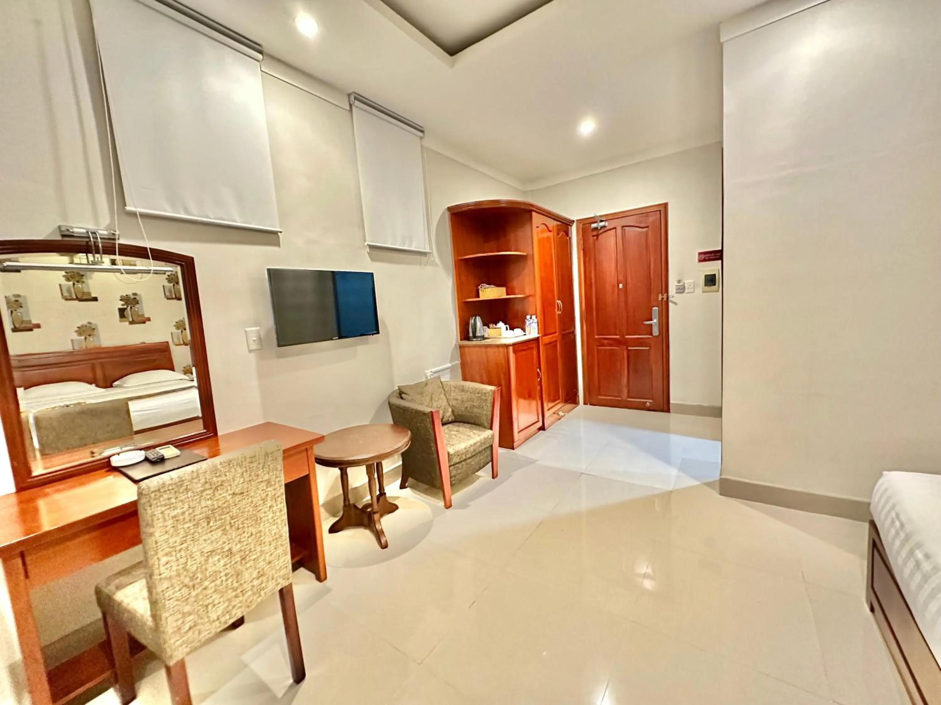 Bedroom, Bed in Long Bao Chau Hotel