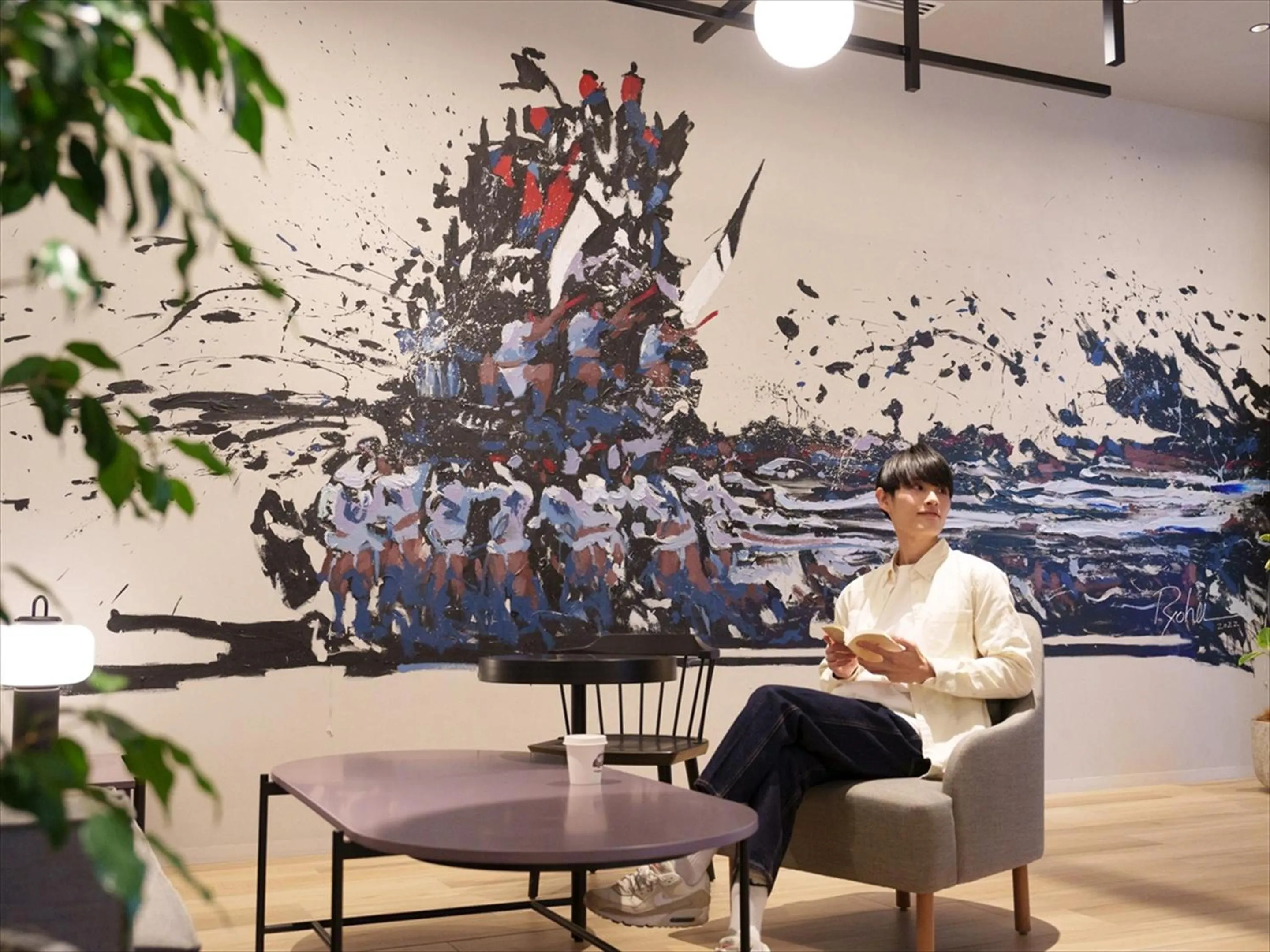 People in CROSS Life Hakata Tenjin