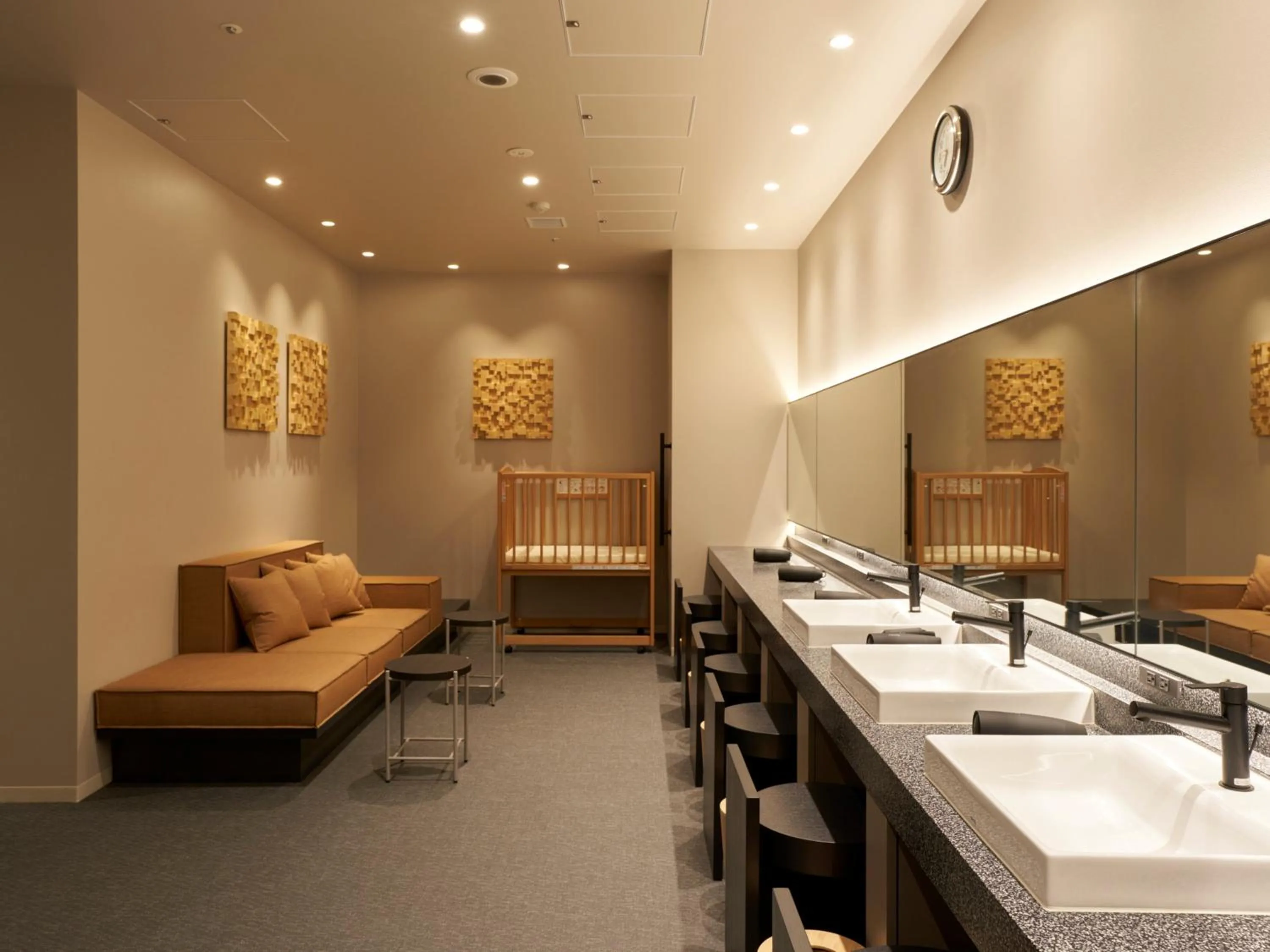 Public Bath in CROSS Life Hakata Tenjin