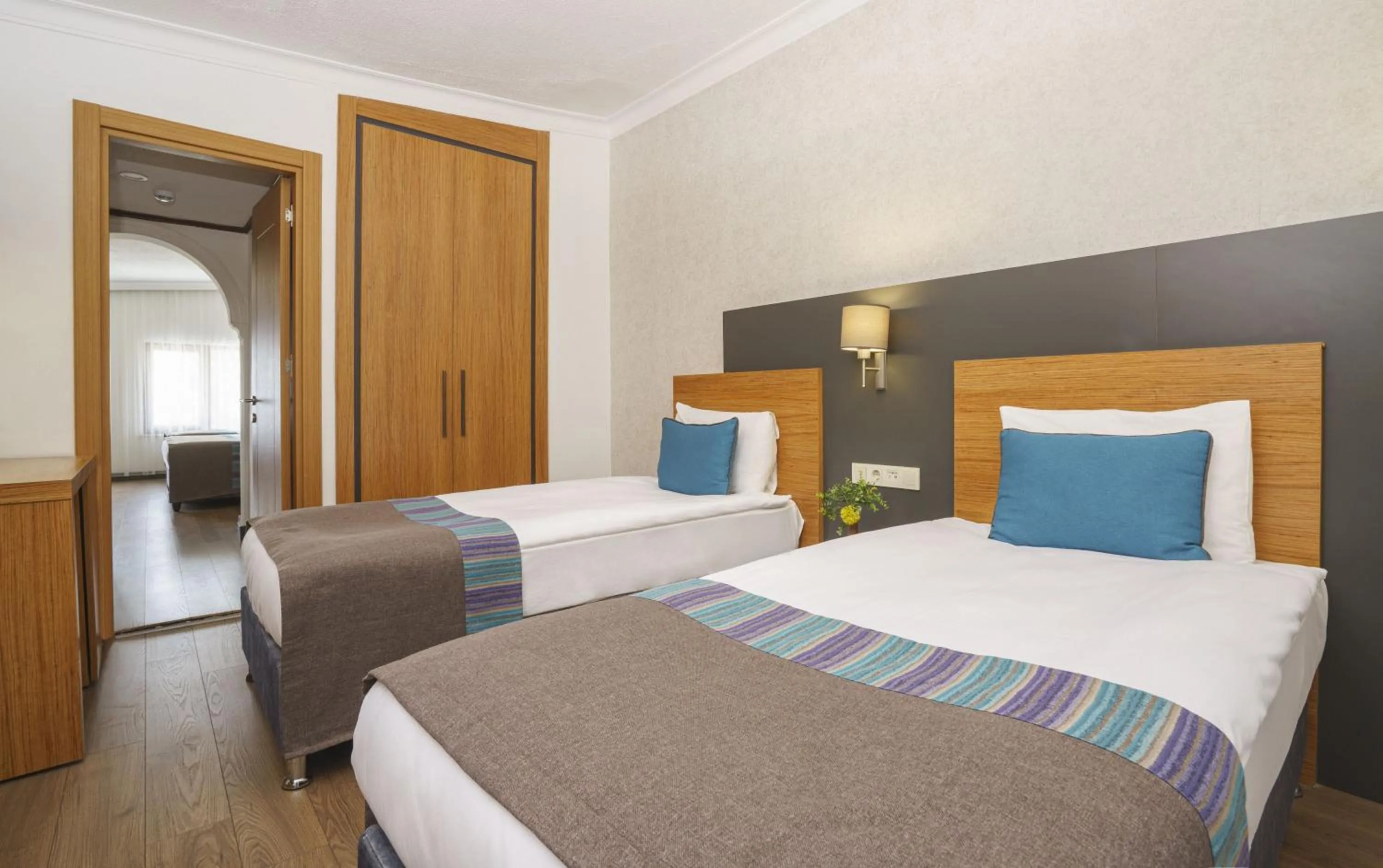 children, Bed in Qinn Hotel