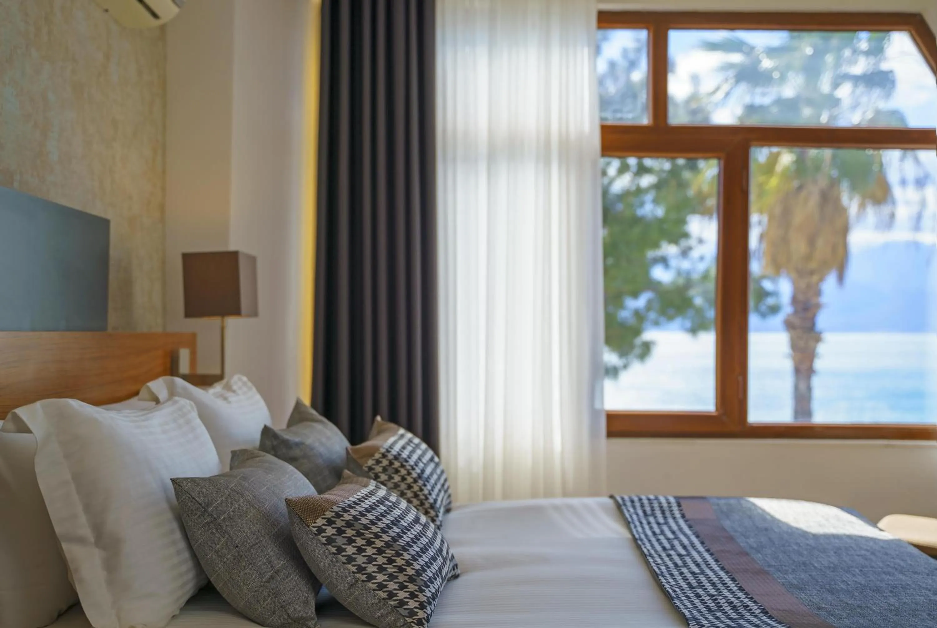 Natural landscape, Bed in Qinn Hotel