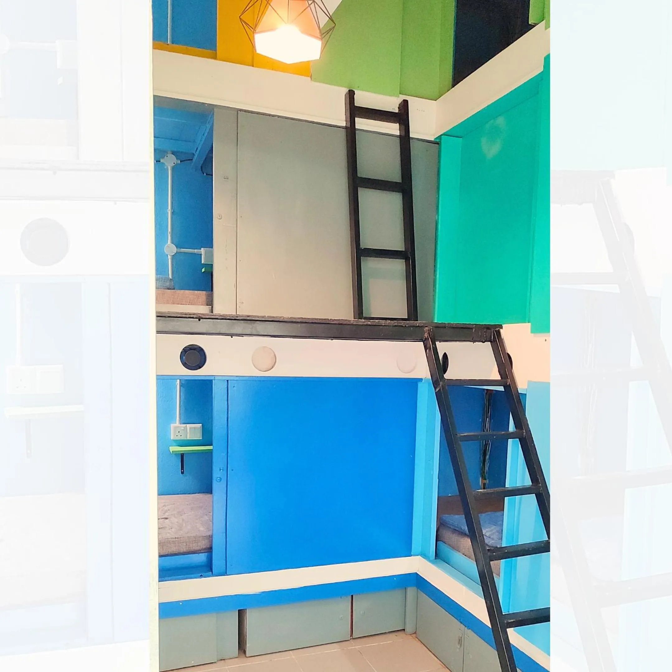 Photo of the whole room, Bed in Bestow Capsule Hostel