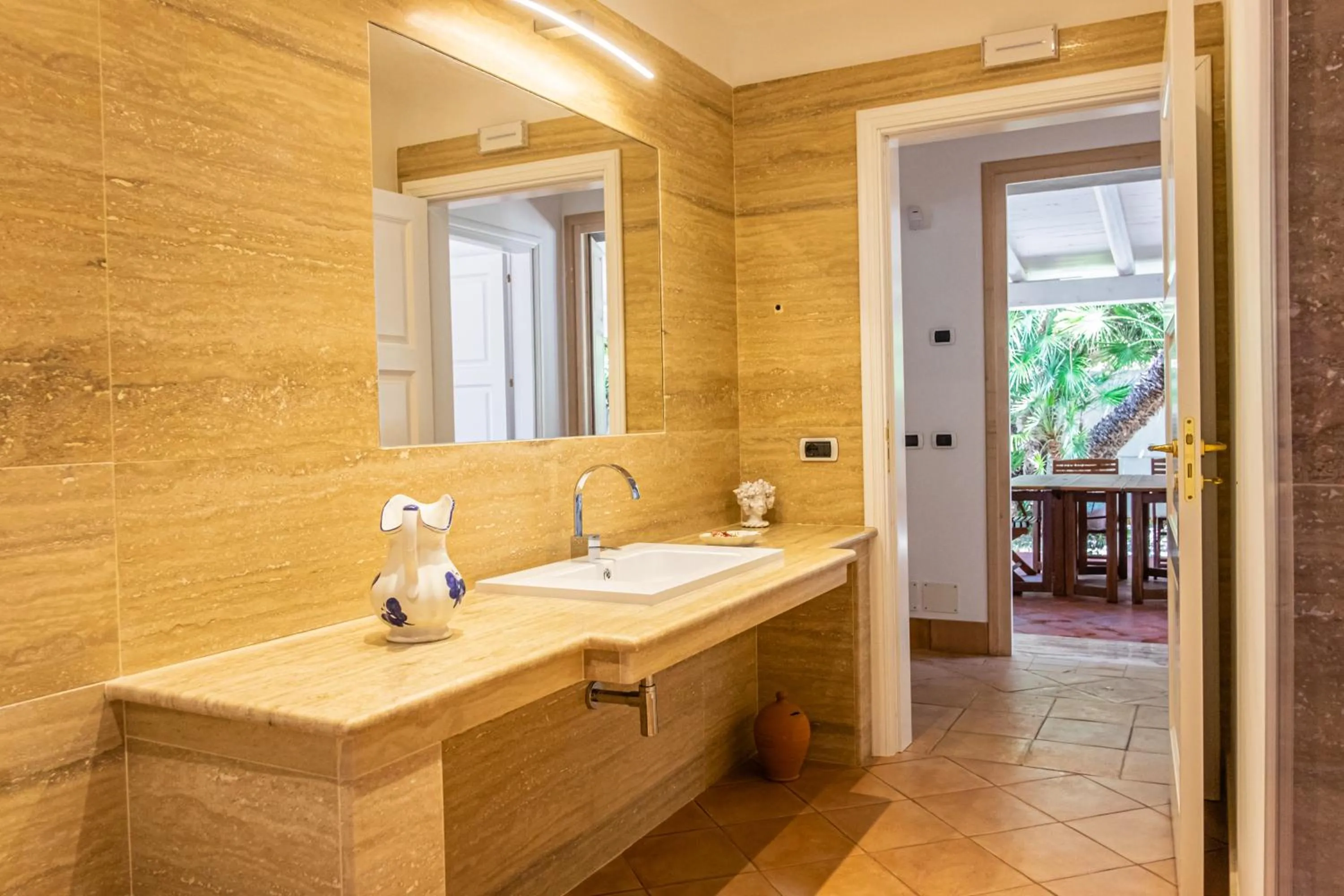 Bathroom in Villa Mancuso De Gaetani & SPA