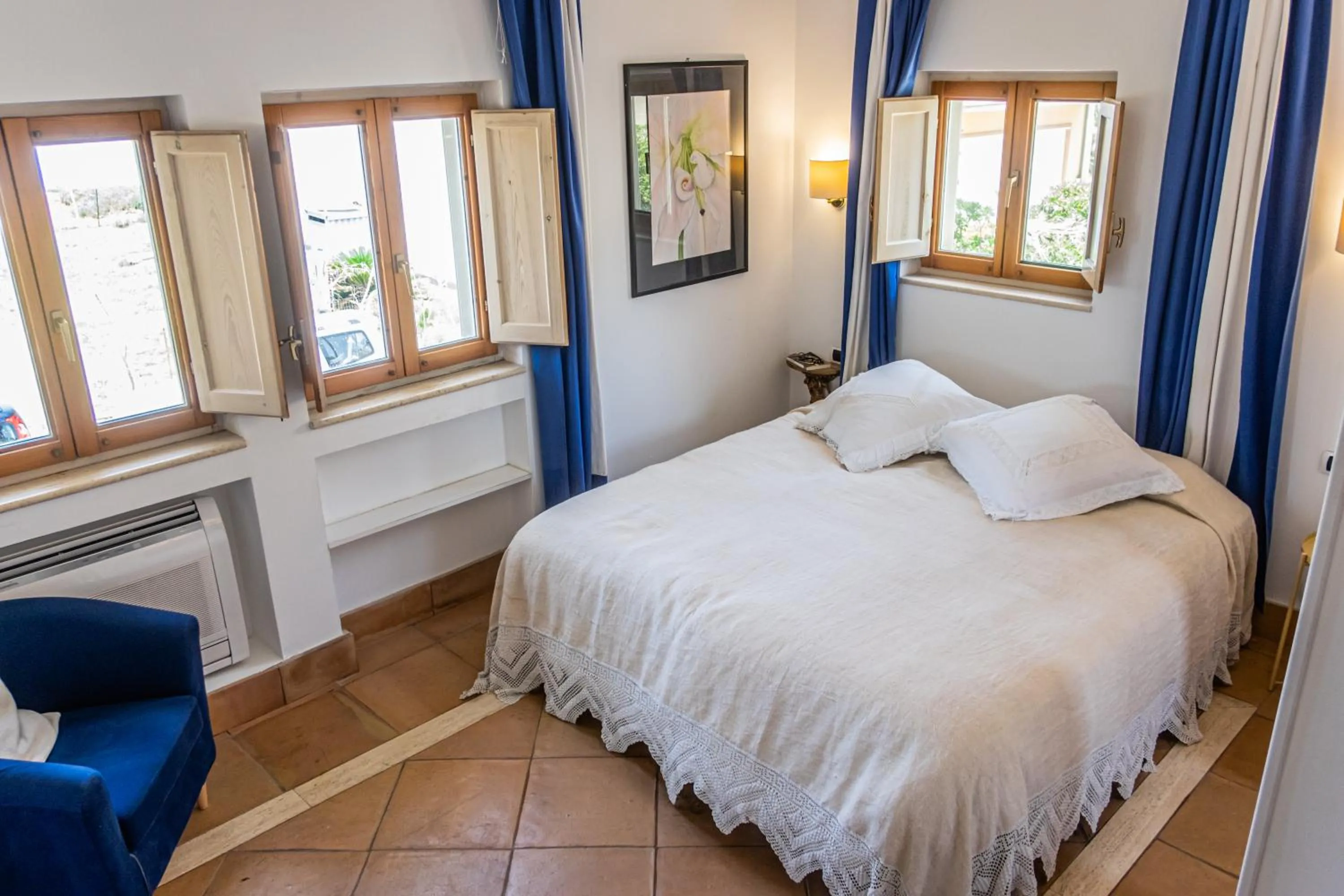 Photo of the whole room, Bed in Villa Mancuso De Gaetani & SPA