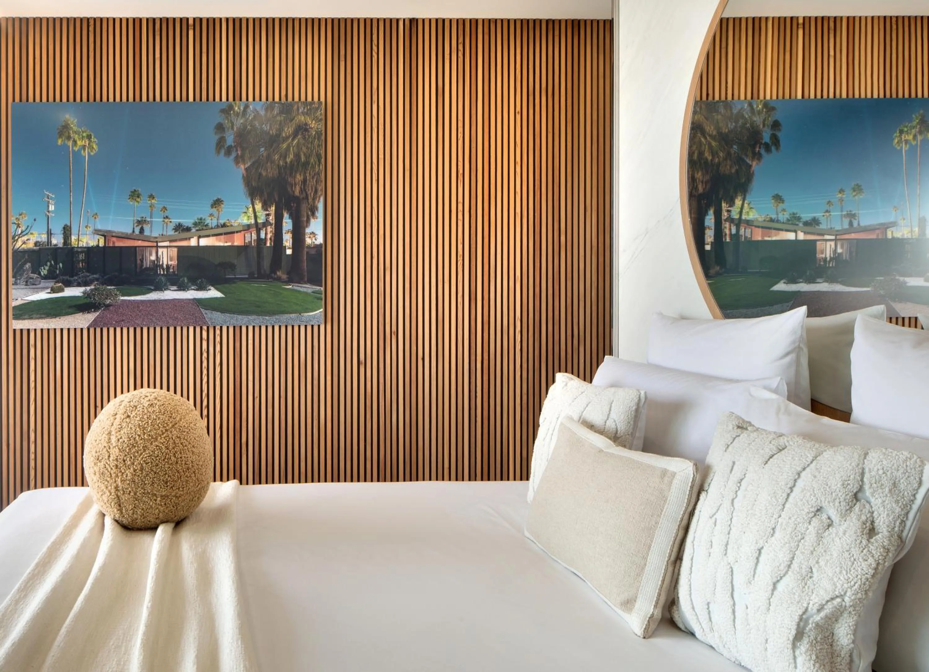 Bed in Villa Miramar Frontignan