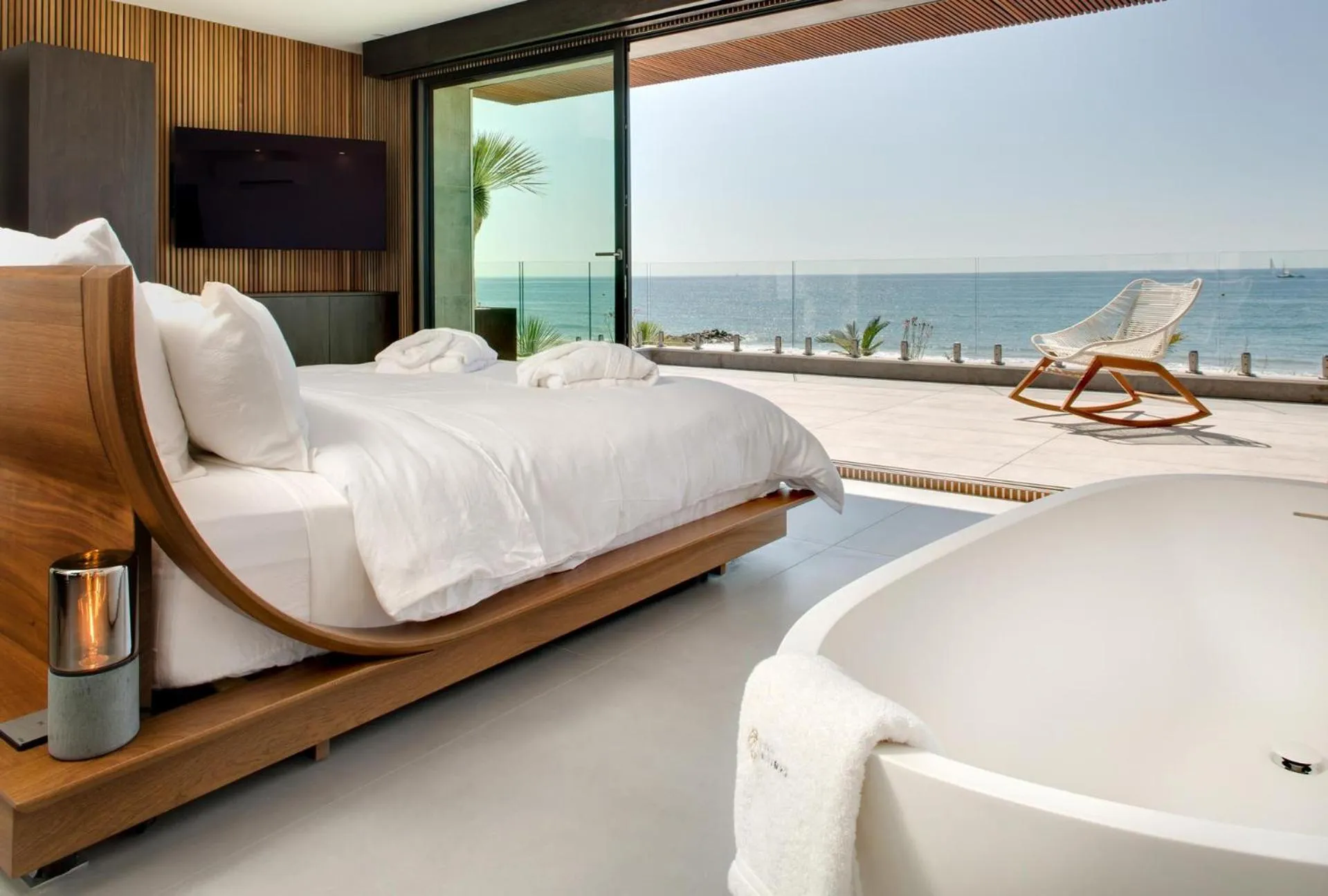 Bed in Villa Miramar Frontignan