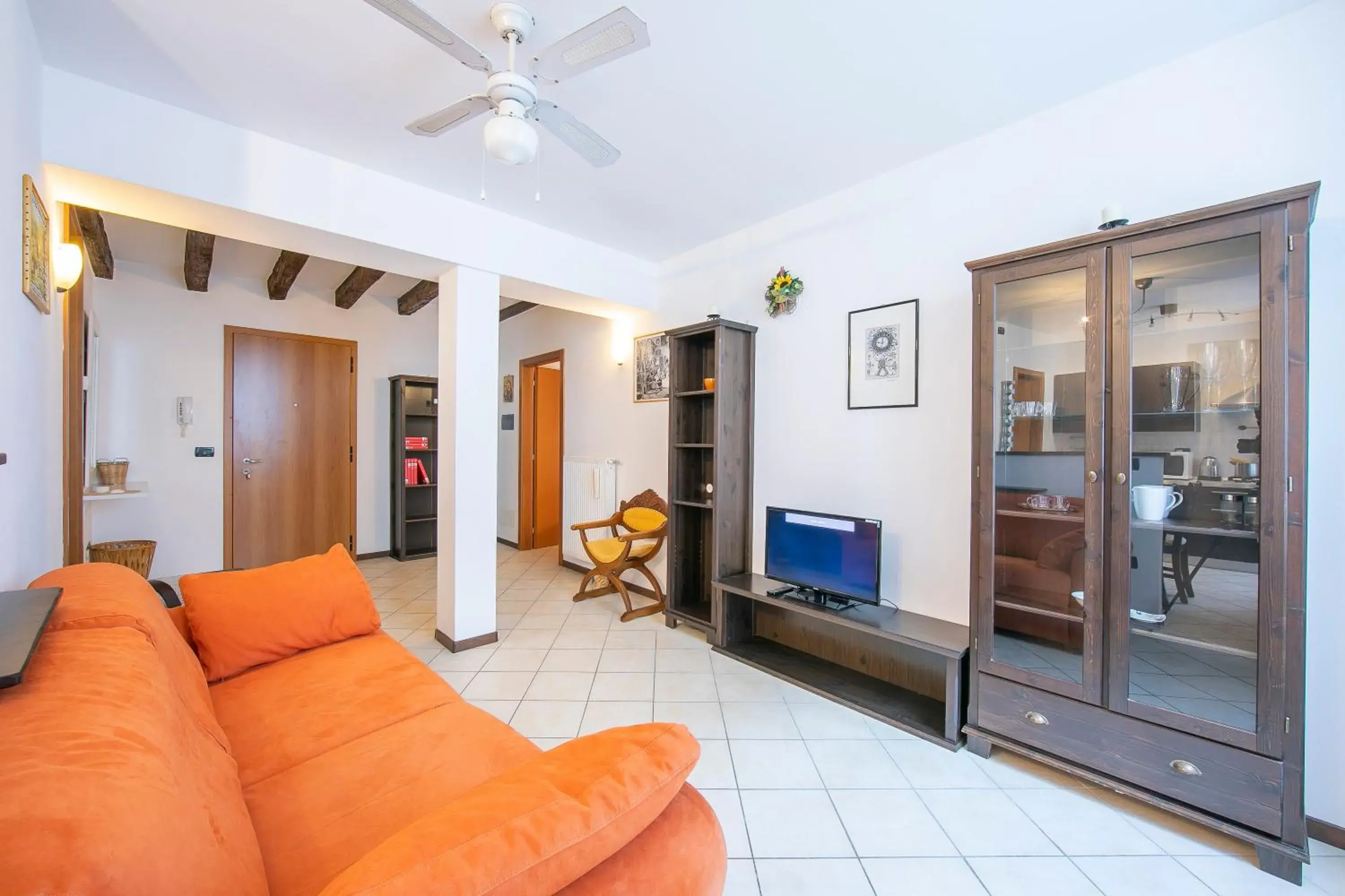 Casa Azzurra 150mt From Lake - Happy Rentals Casa Azzurra 150mt From Lake - Happy Rentals