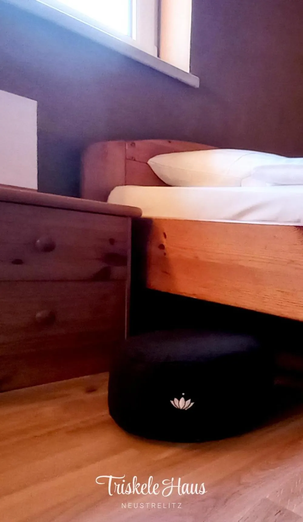 Bed in Triskele Haus - Ökologisches Gästehaus der Heilstätte Strelitz