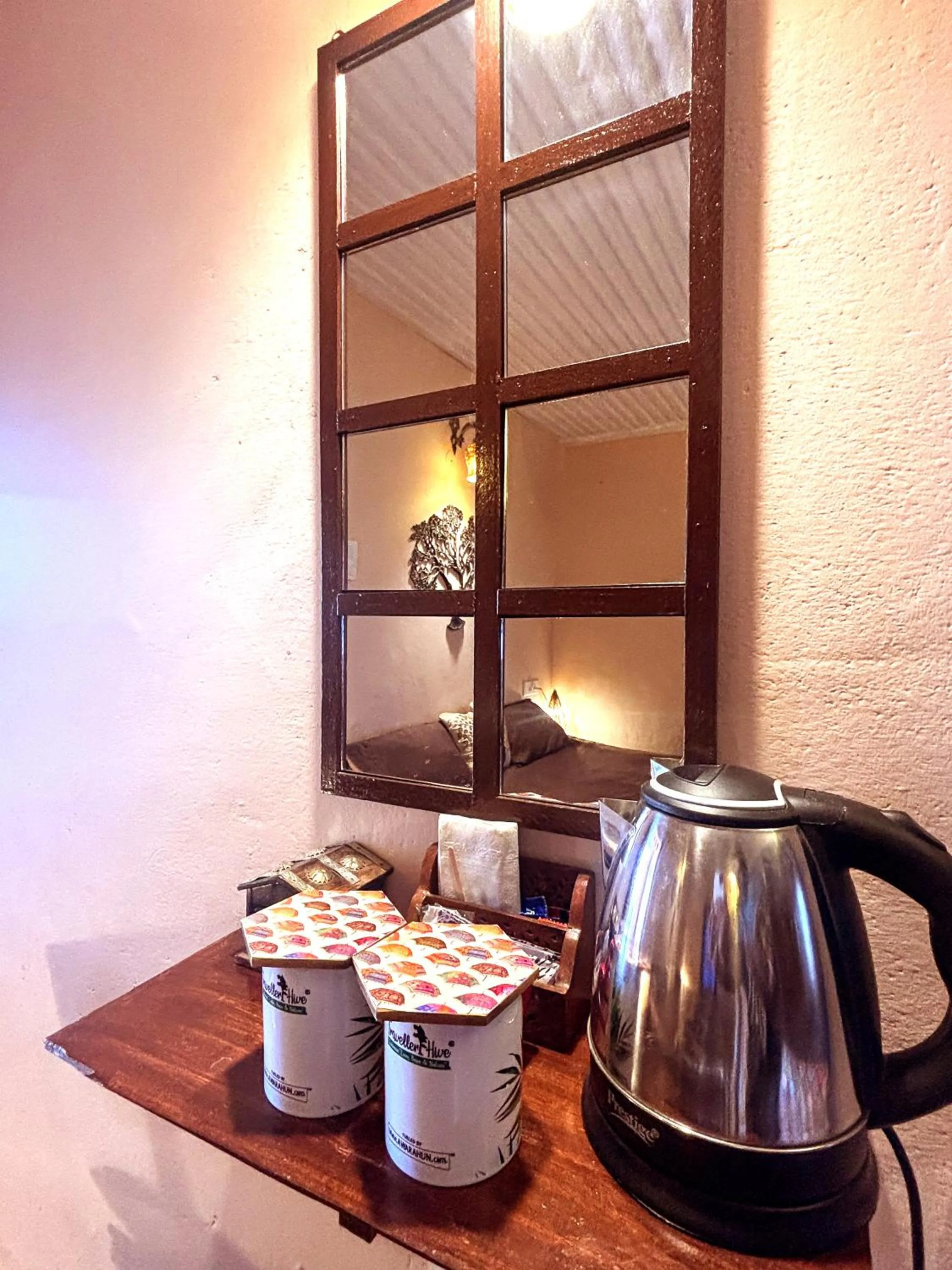 Coffee/tea facilities in Traveller Hive Kasar Devi