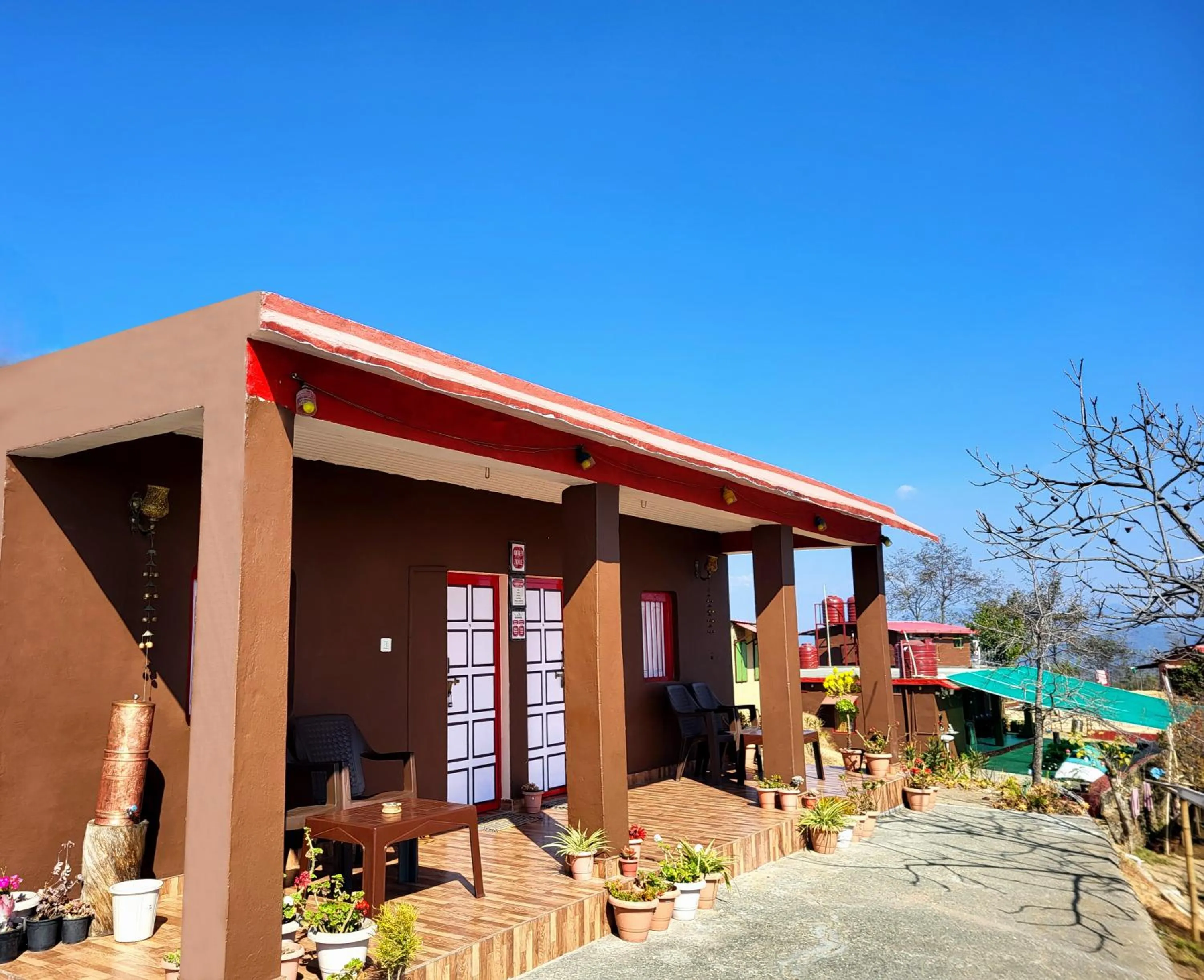 Patio in Traveller Hive Kasar Devi
