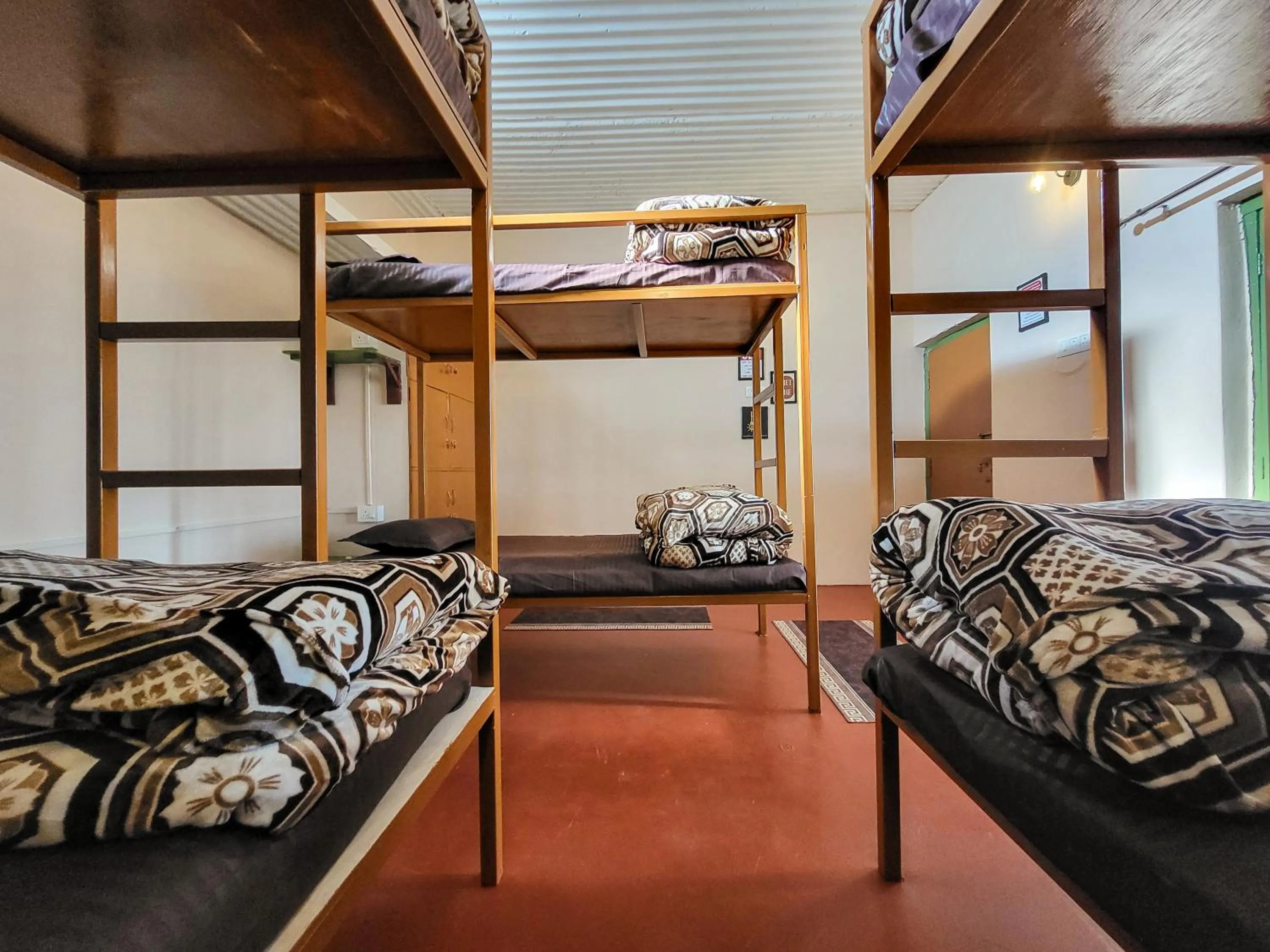 Bed in Traveller Hive Kasar Devi
